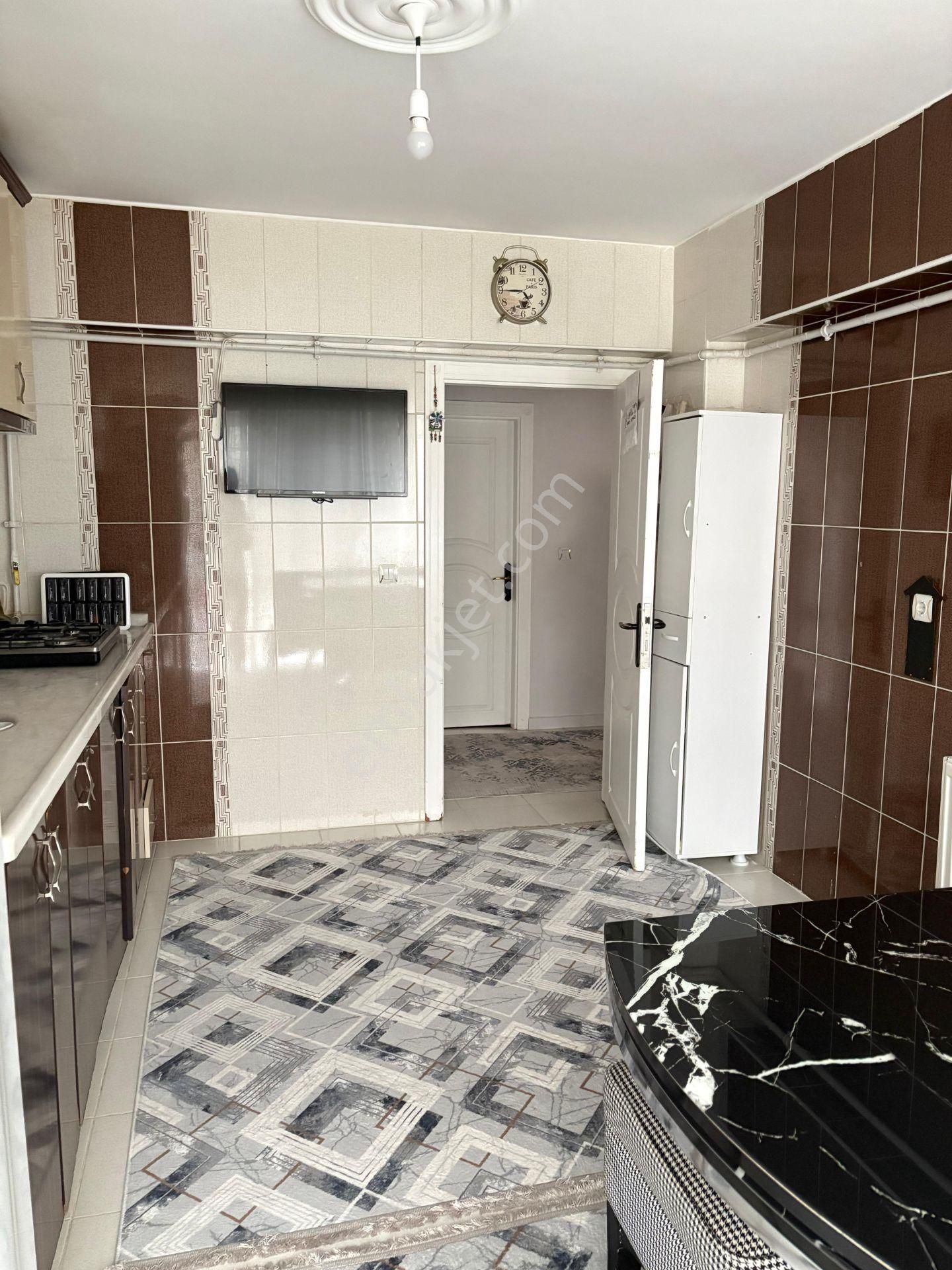 Ahi Evran Mahallesinde 2+1 Yapılı Satılık Daire - Görsel 3