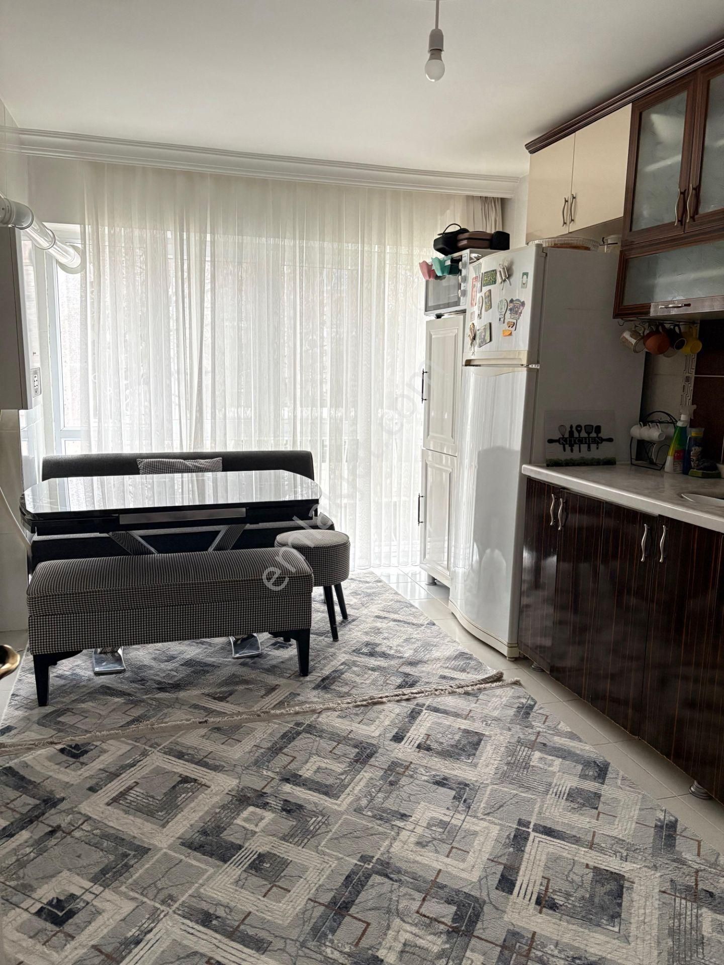 Ahi Evran Mahallesinde 2+1 Yapılı Satılık Daire