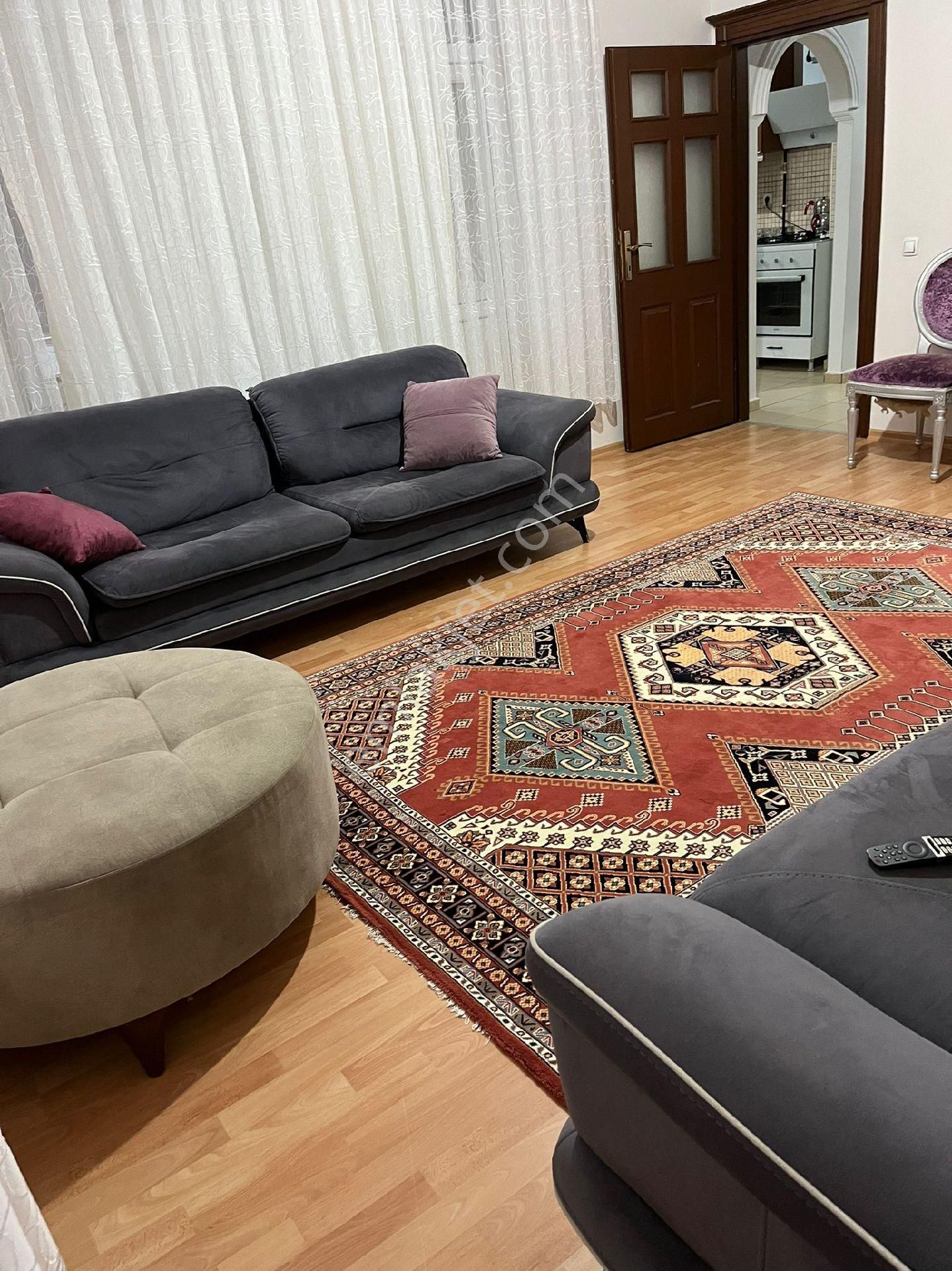 Molla Yusufda Ara Kat 3+1 Satılık