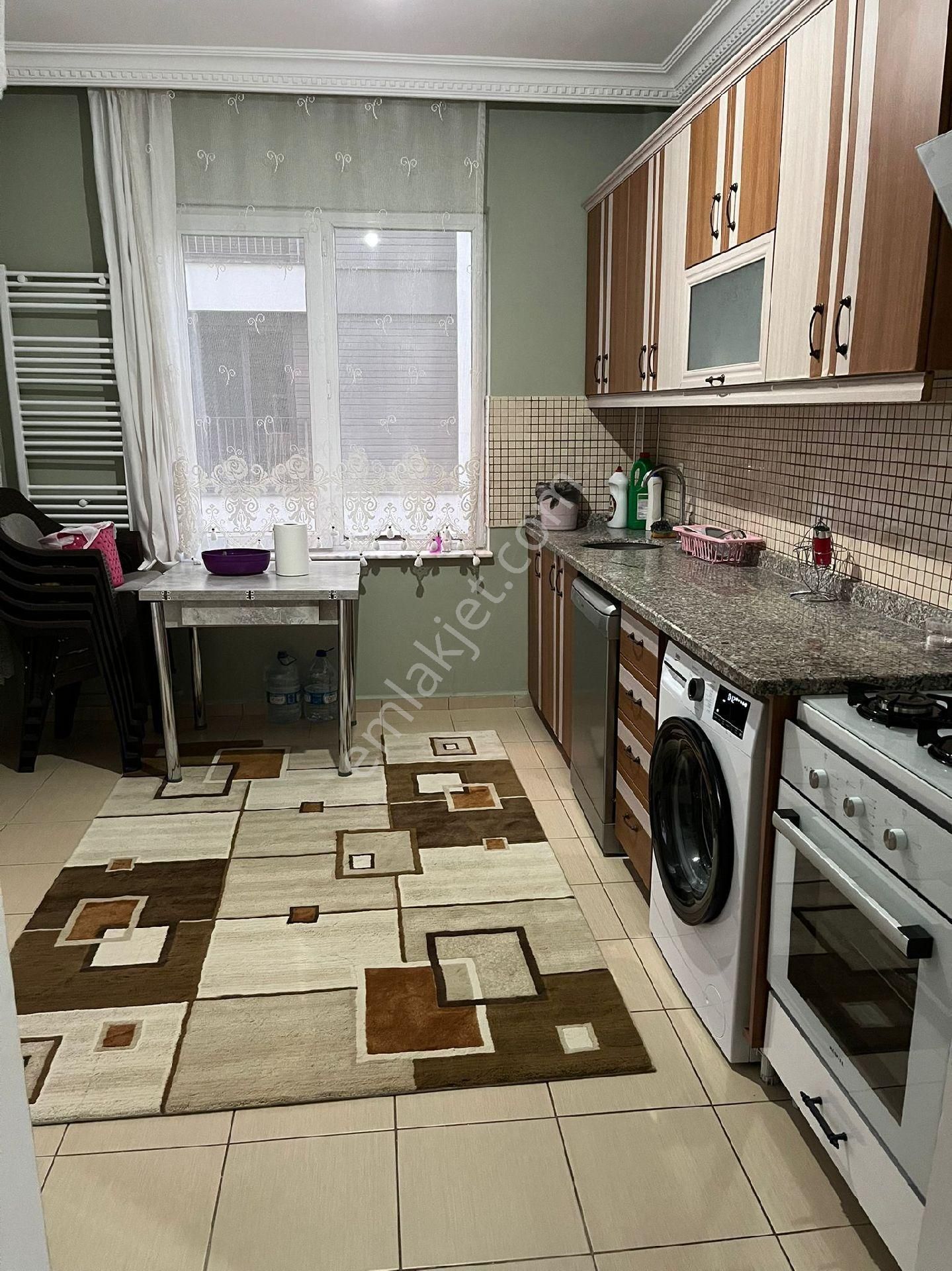 Molla Yusufda Ara Kat 3+1 Satılık - Görsel 23