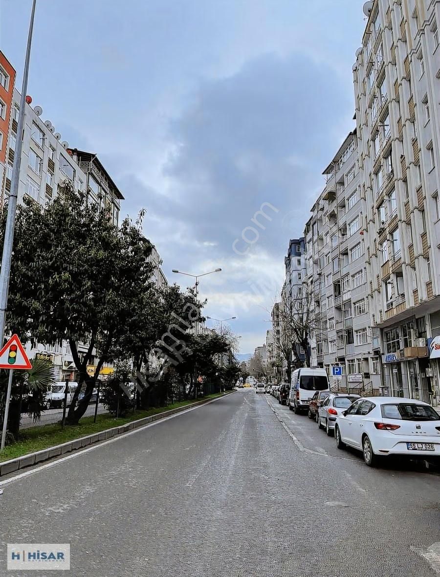 Hisar'dan Bulvara 3. Bina Geniş Teraslı İstersen Kiracılı Fırsat - Görsel 19