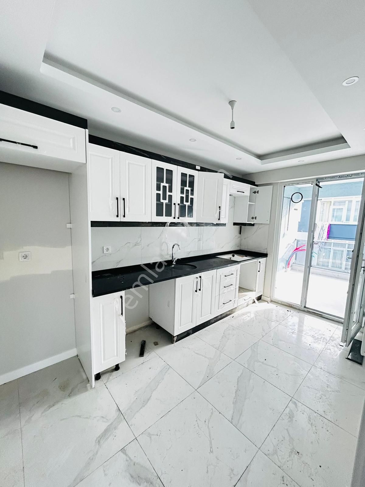 Hatip Mahallesınde Satılık 2+1 Geniş Sınıf Daire - Görsel 30