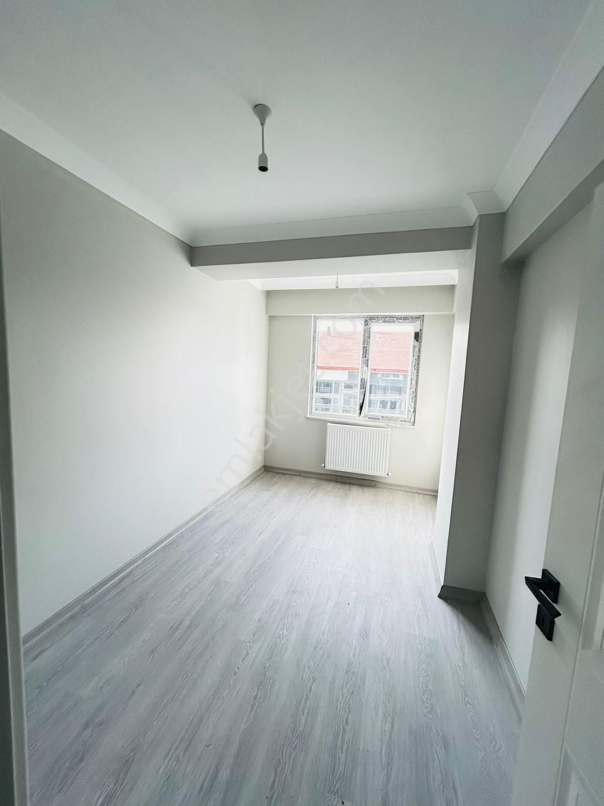 Hatip Mahallesınde Satılık 2+1 Geniş Sınıf Daire - Görsel 24