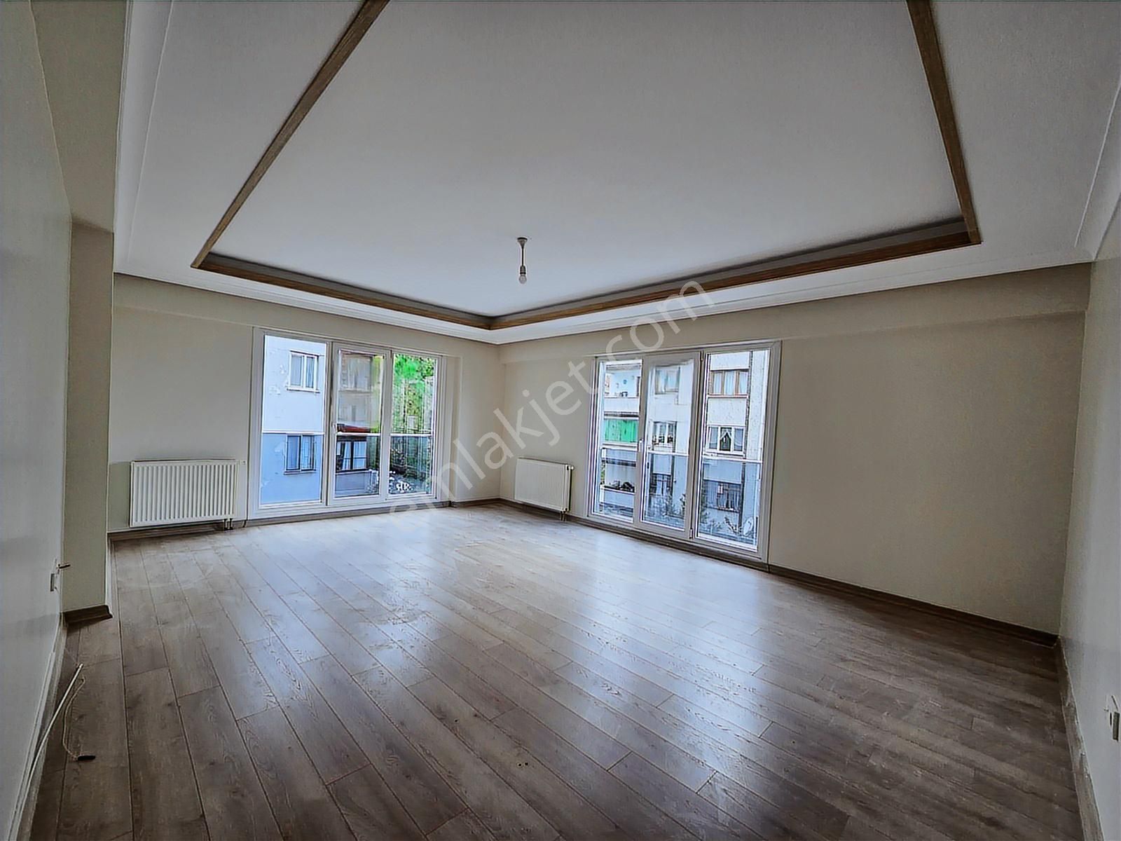 Küçükçekmece Cumhuriyet Mah Lüks Site'de, 3+1 Satılık Daire - Görsel 28