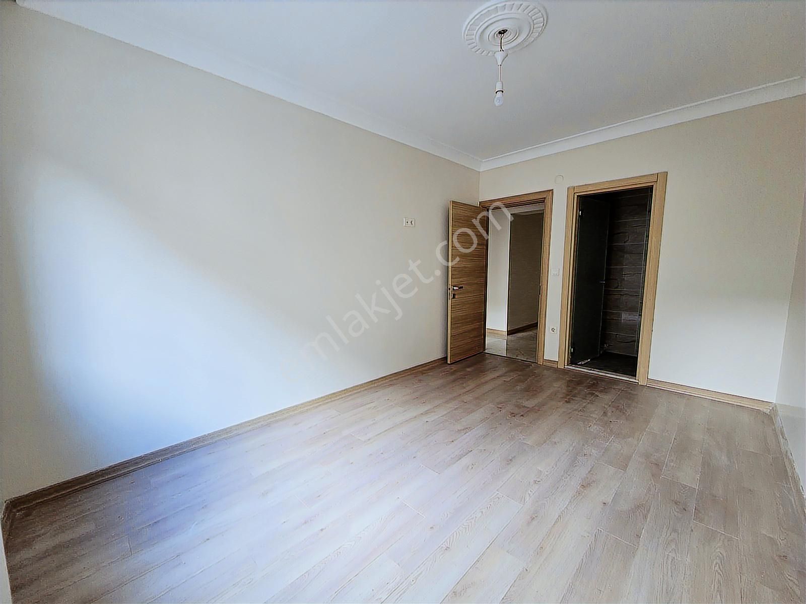 Küçükçekmece Cumhuriyet Mah Lüks Site'de, 3+1 Satılık Daire - Görsel 14