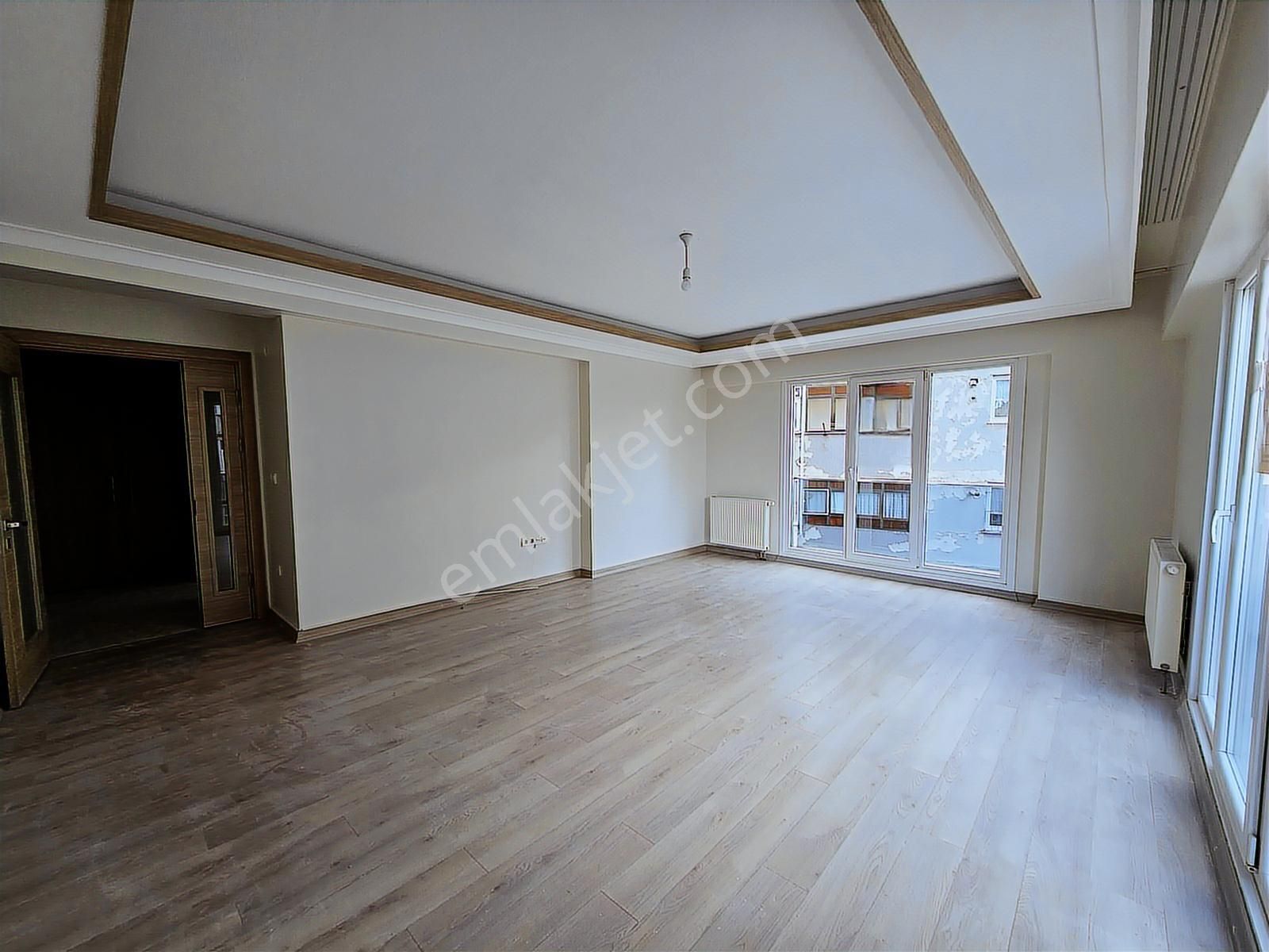 Küçükçekmece Cumhuriyet Mah Lüks Site'de, 3+1 Satılık Daire - Görsel 2