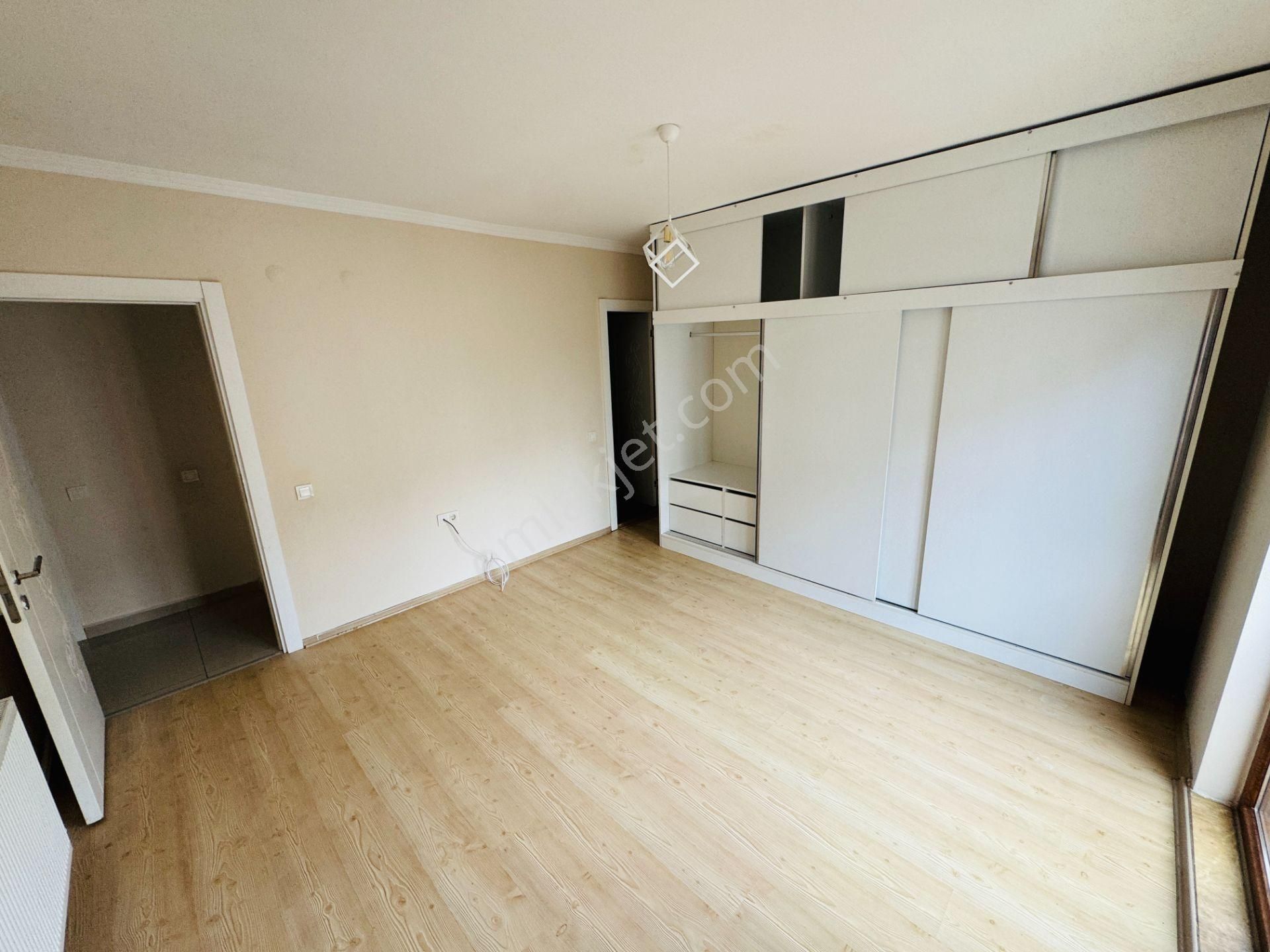 Meydankavağında Site İçi Doğalgazlı Çift Banyolu Daire - Görsel 8