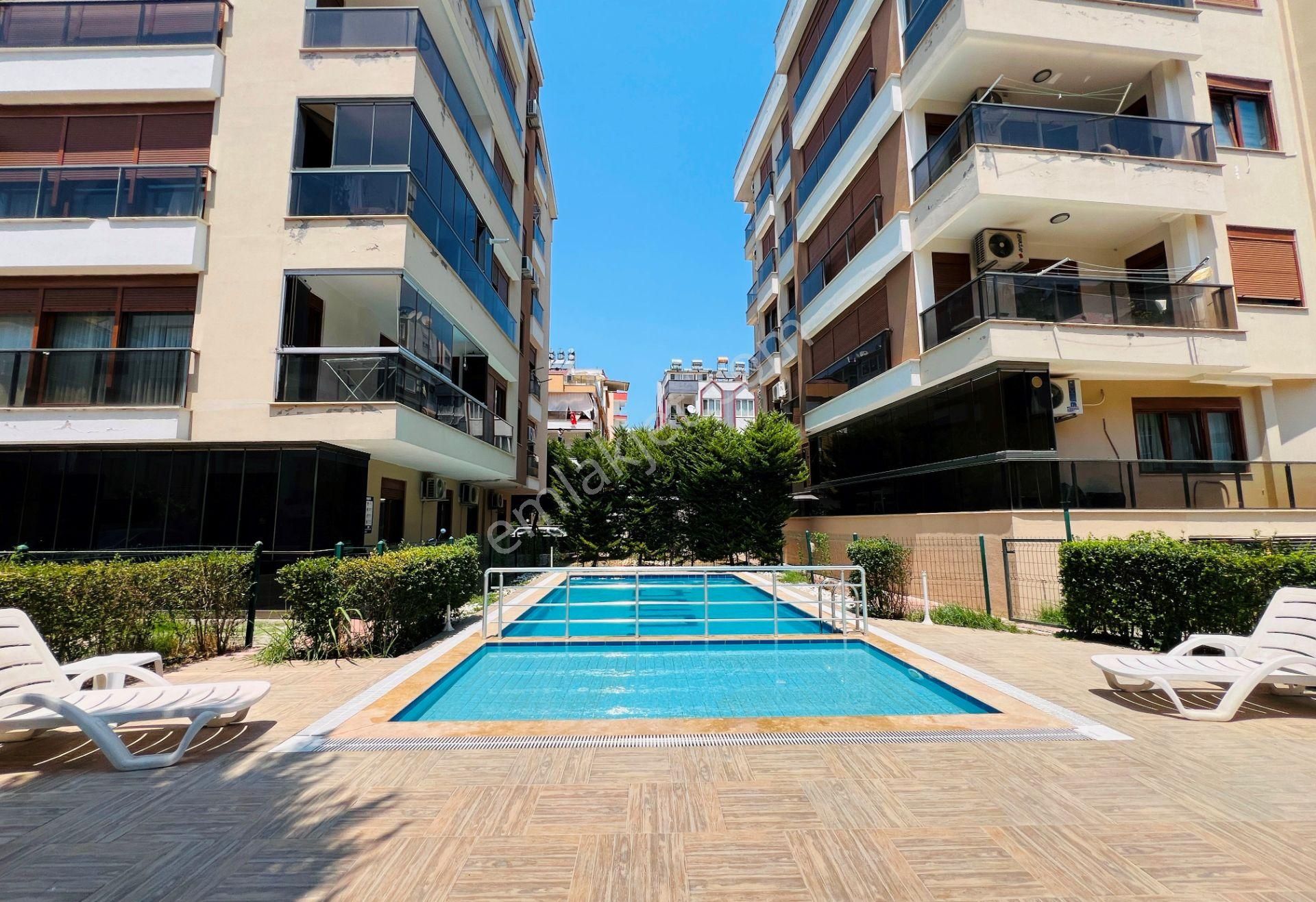 Meydankavağında Site İçi Doğalgazlı Çift Banyolu Daire