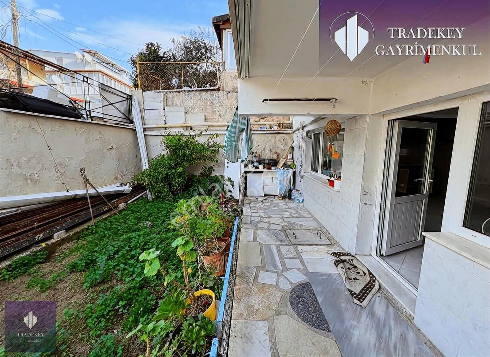 Urla Kalabak' Ta Bahçe Katı, Denize Yakın 2+1 Kiralık Daire