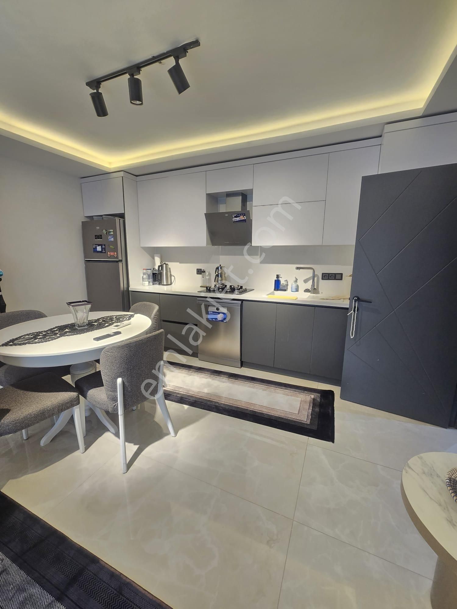 Davutlar Merkezde 2+1 Bahçe Katı Daire - Görsel 21