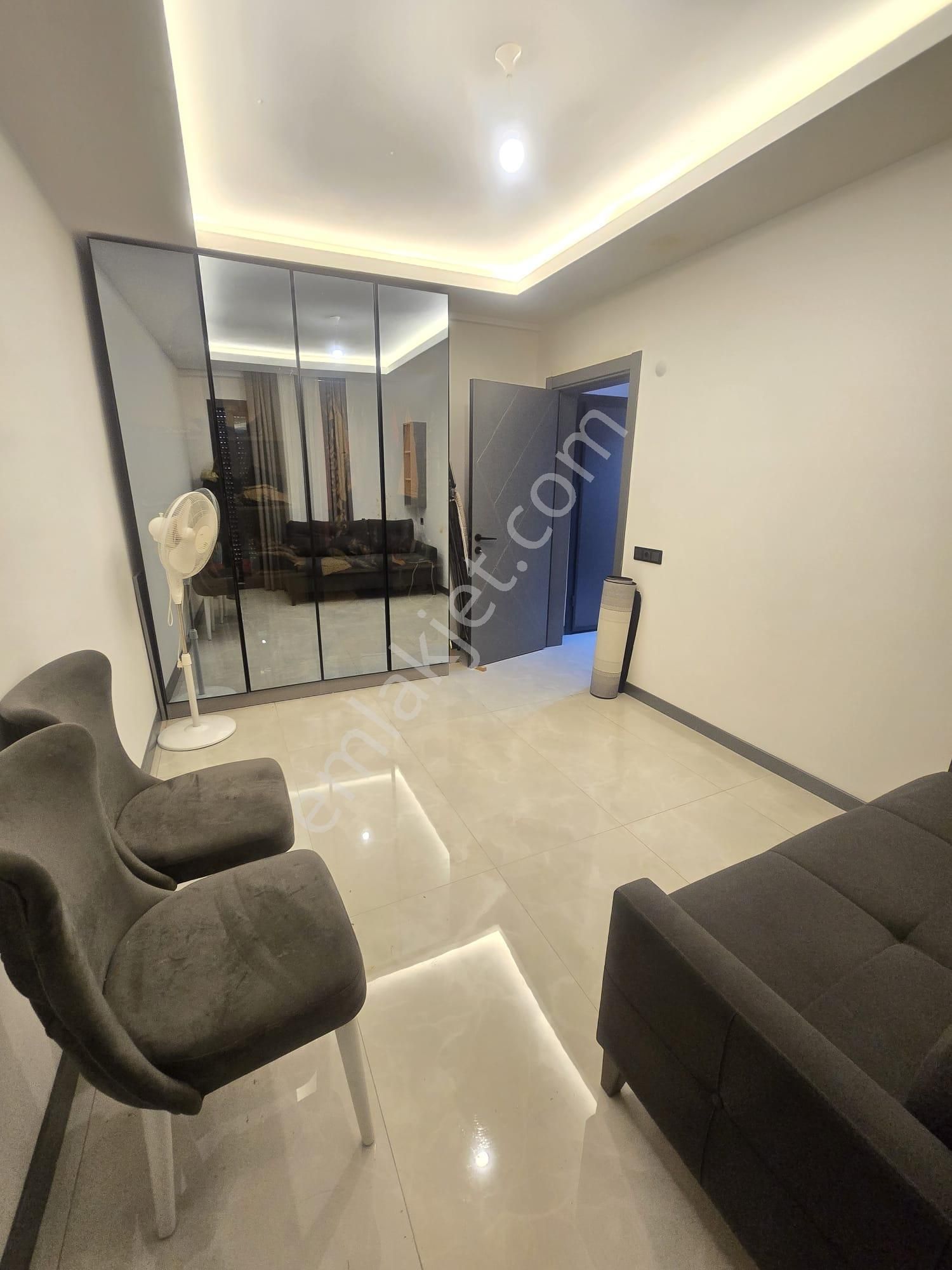 Davutlar Merkezde 2+1 Bahçe Katı Daire - Görsel 27