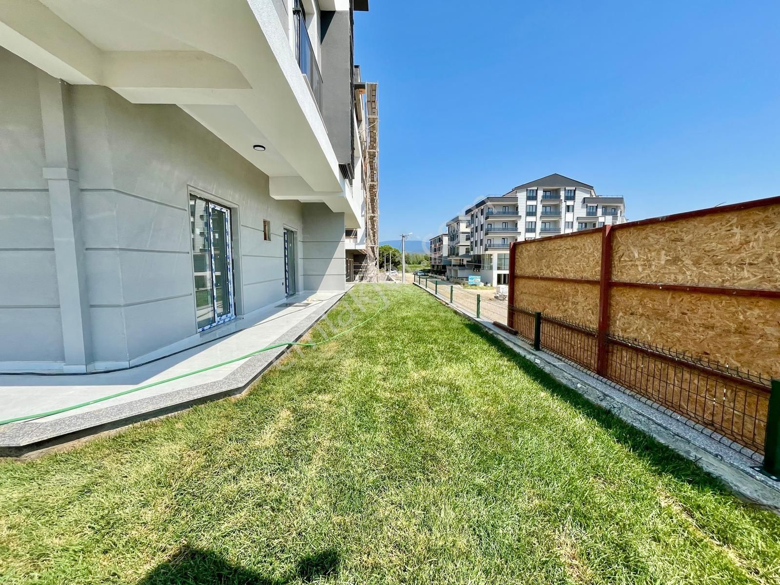 Gümüşden Geniş Bahçe Kullanım Sıfır Ultra Lüx Muhteşem 1+1 Daire - Görsel 25