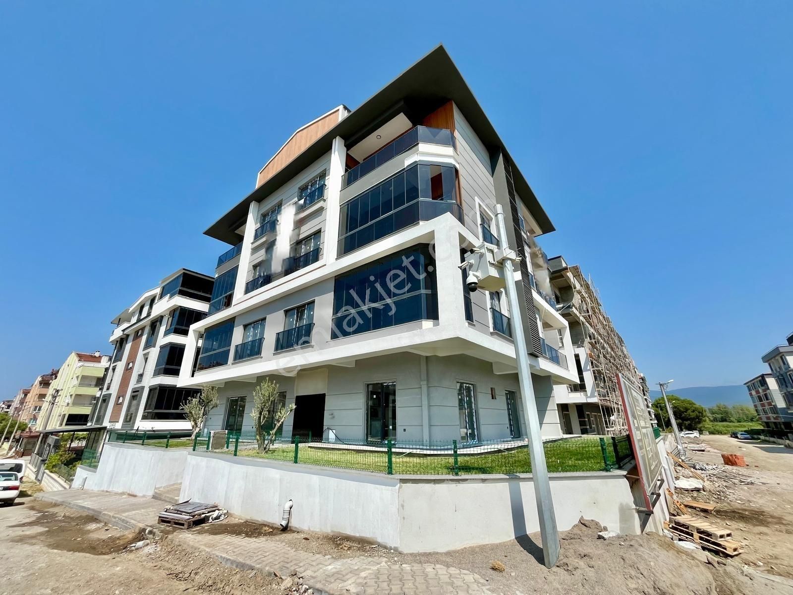 Gümüşden Geniş Bahçe Kullanım Sıfır Ultra Lüx Muhteşem 1+1 Daire - Görsel 26