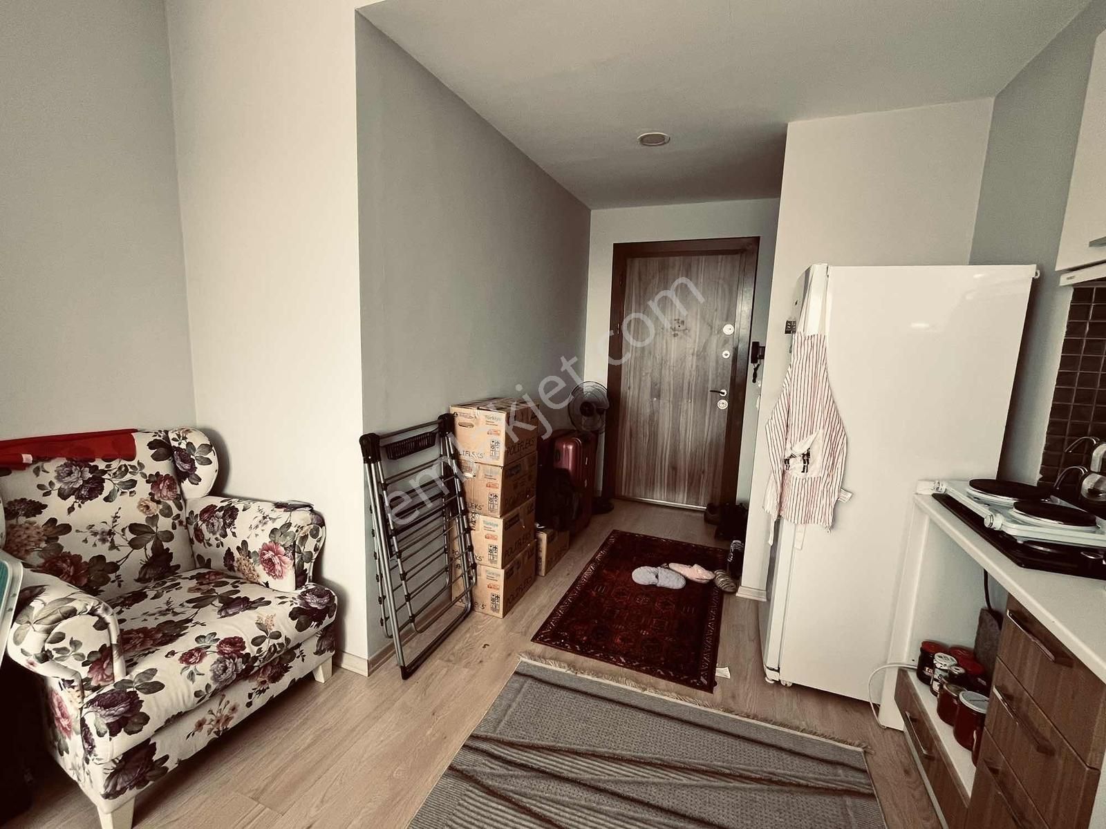 Çekmeköy Habitat Meydan'da Eşyalı Kiralık Arakat 1+1 Daire - Görsel 13