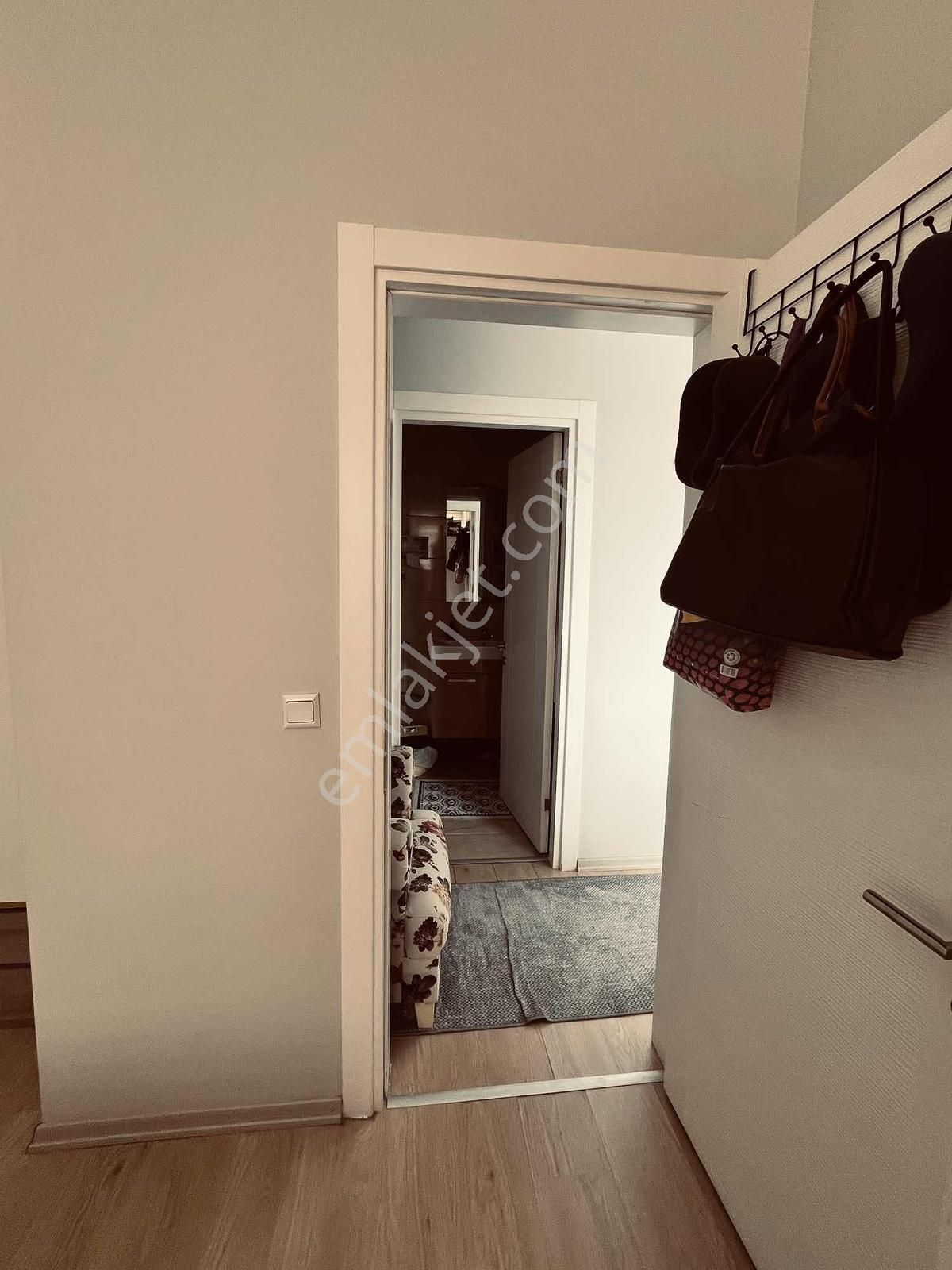 Çekmeköy Habitat Meydan'da Eşyalı Kiralık Arakat 1+1 Daire - Görsel 7