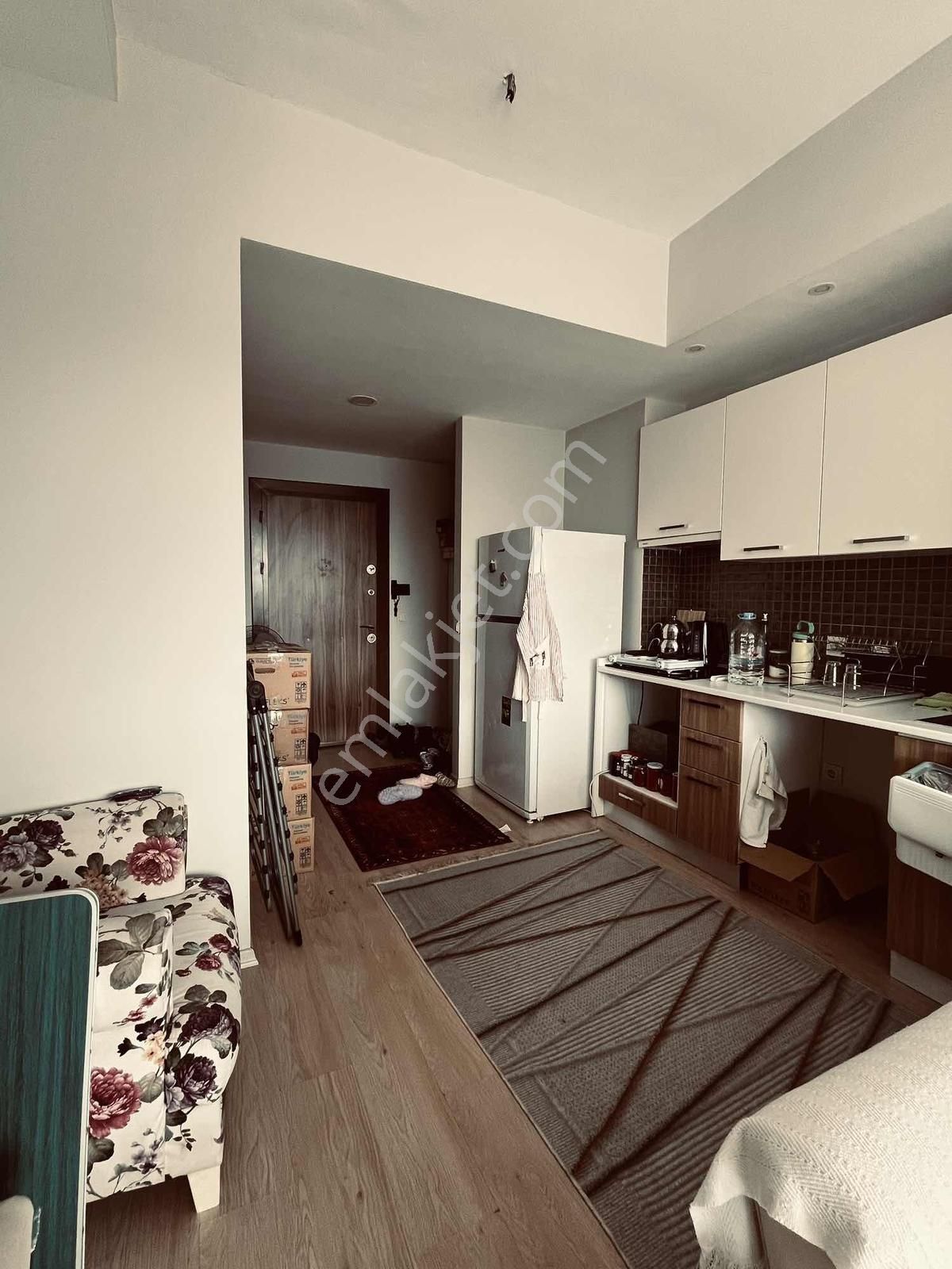 Çekmeköy Habitat Meydan'da Eşyalı Kiralık Arakat 1+1 Daire - Görsel 14
