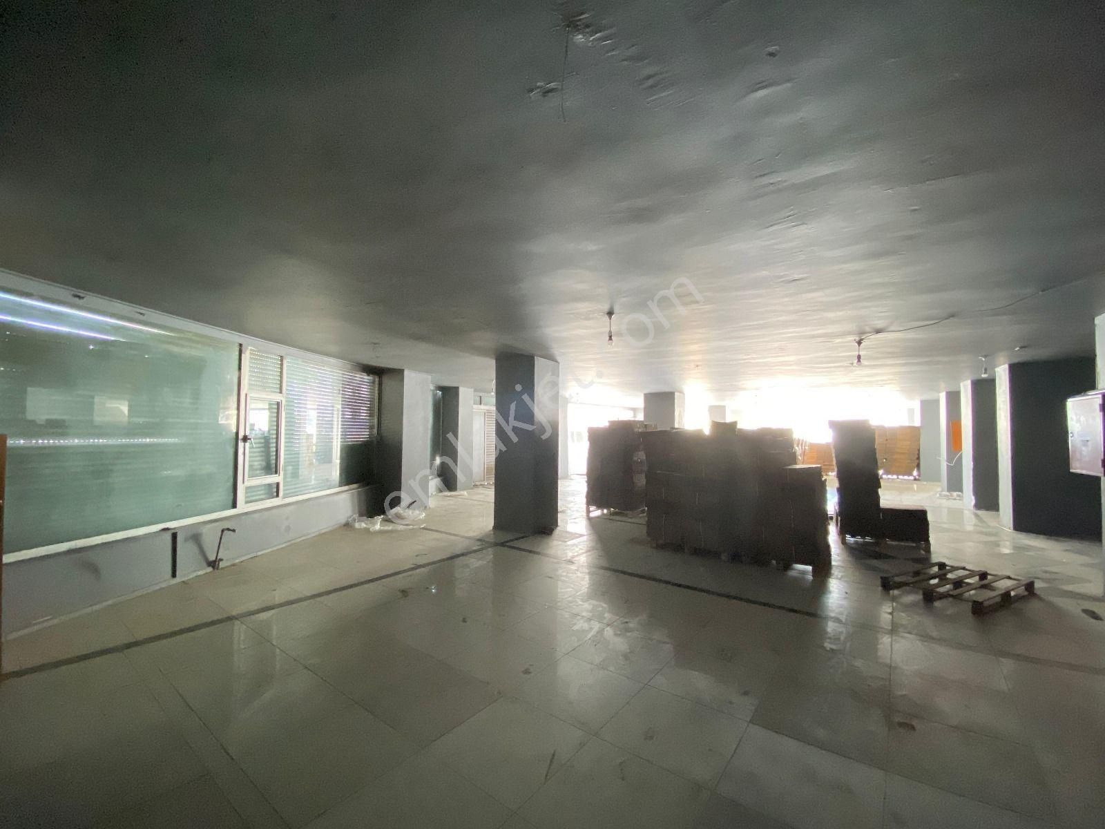 Realhouse Gayrimenkul'den Yıldırım Beyazıt Cad.kiralık 1700m2 - Görsel 6