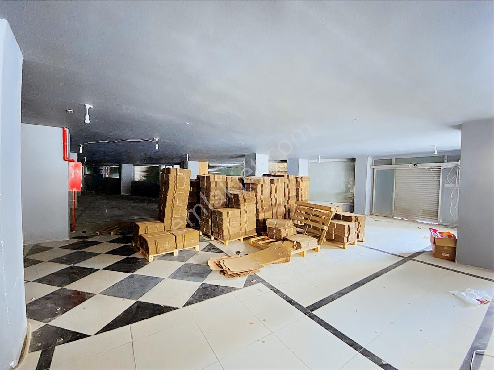 Realhouse Gayrimenkul'den Yıldırım Beyazıt Cad.kiralık 1700m2 - Görsel 7