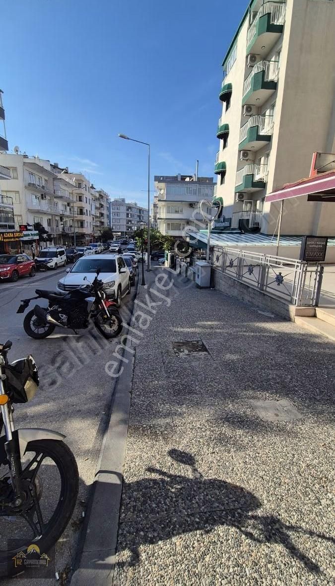 Kuşadası Merkezde Satılık 3oda 1 Salon Arakat Yatırımlık Daire - Görsel 17