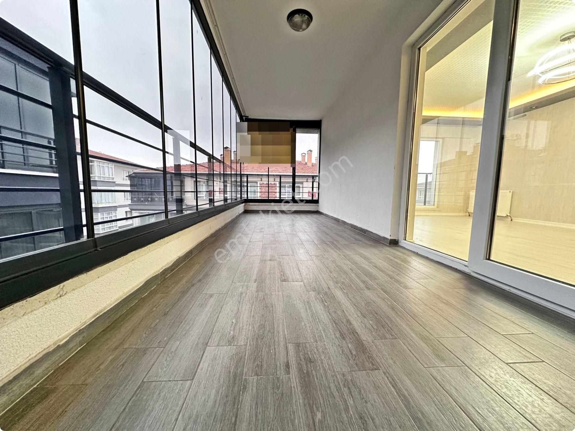 Özçelikler'de Ana Cadde Üzeri Ara Katta İskanlı Çift Banyolu 3 Balkonlu Full Yapılı 4+1 Daire - Görsel 30