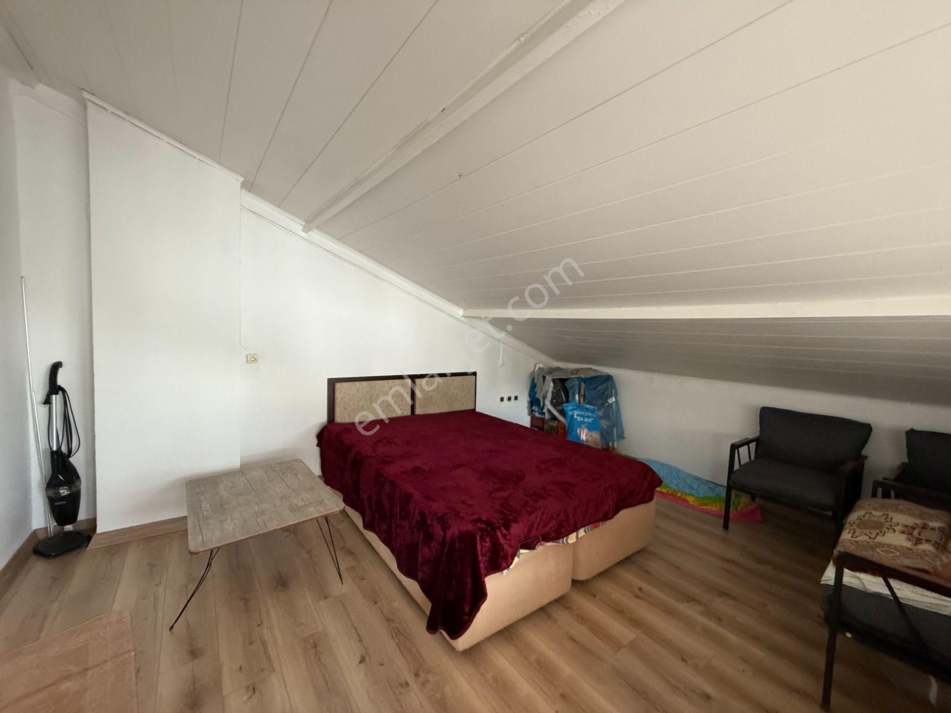 Seferihisar Akarca Atakum Sitesi’nde Bahçeden Deniz Manzaralı Satılık Villa - Görsel 20