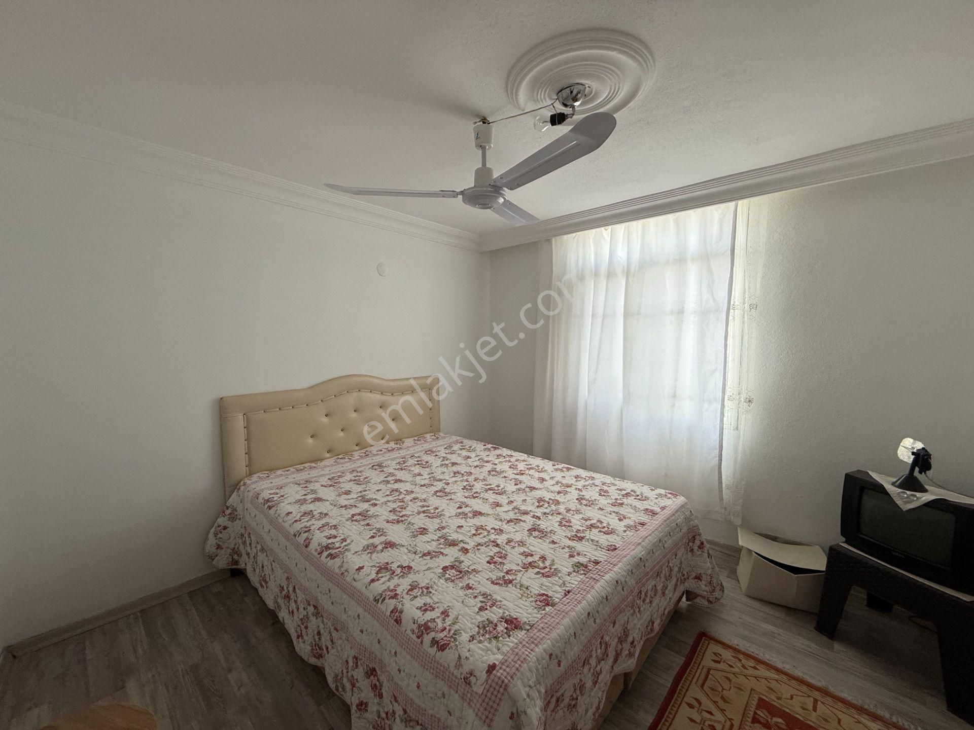 Seferihisar Akarca Atakum Sitesi’nde Bahçeden Deniz Manzaralı Satılık Villa - Görsel 16