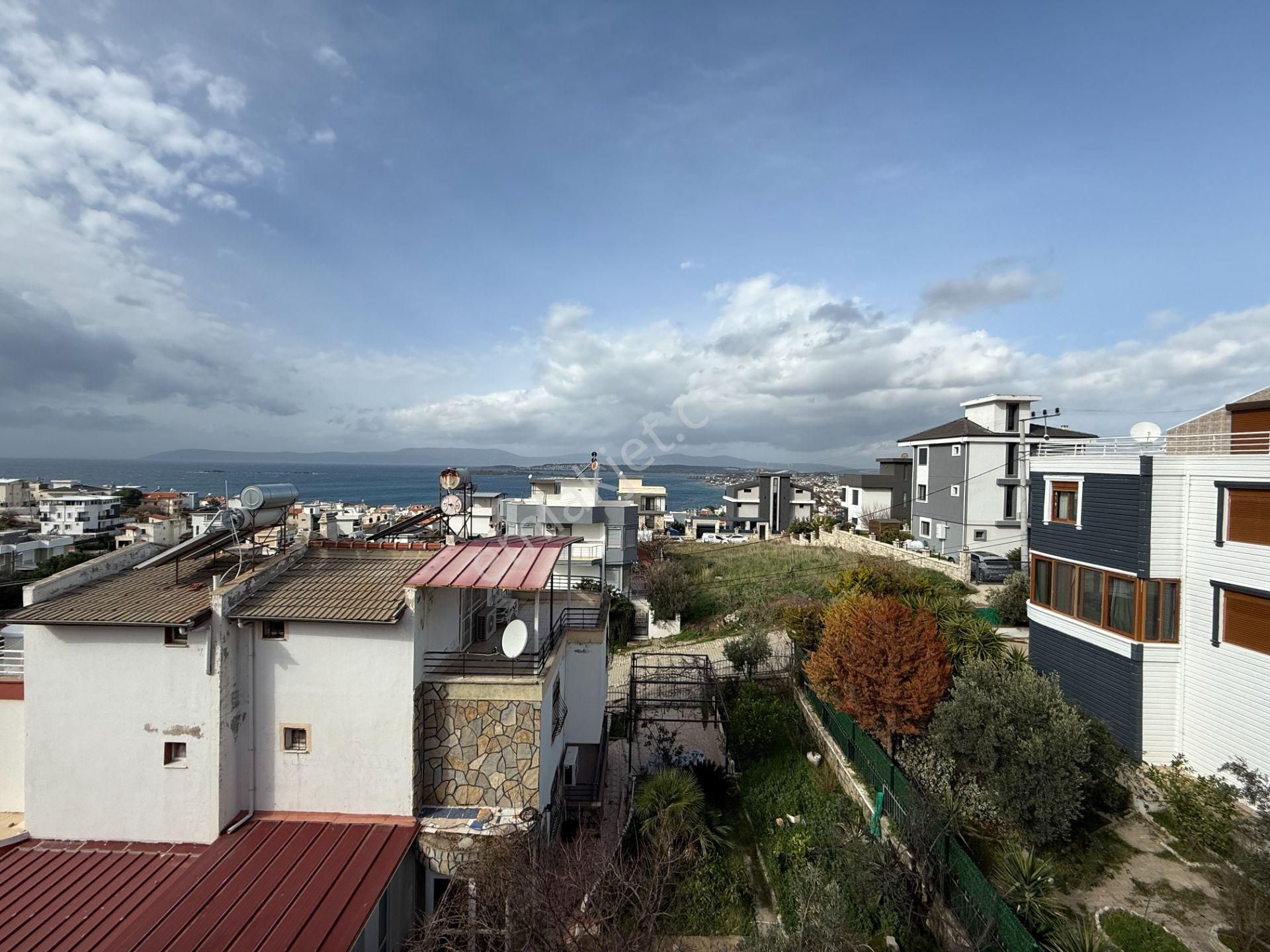 Seferihisar Akarca Atakum Sitesi’nde Bahçeden Deniz Manzaralı Satılık Villa - Görsel 25