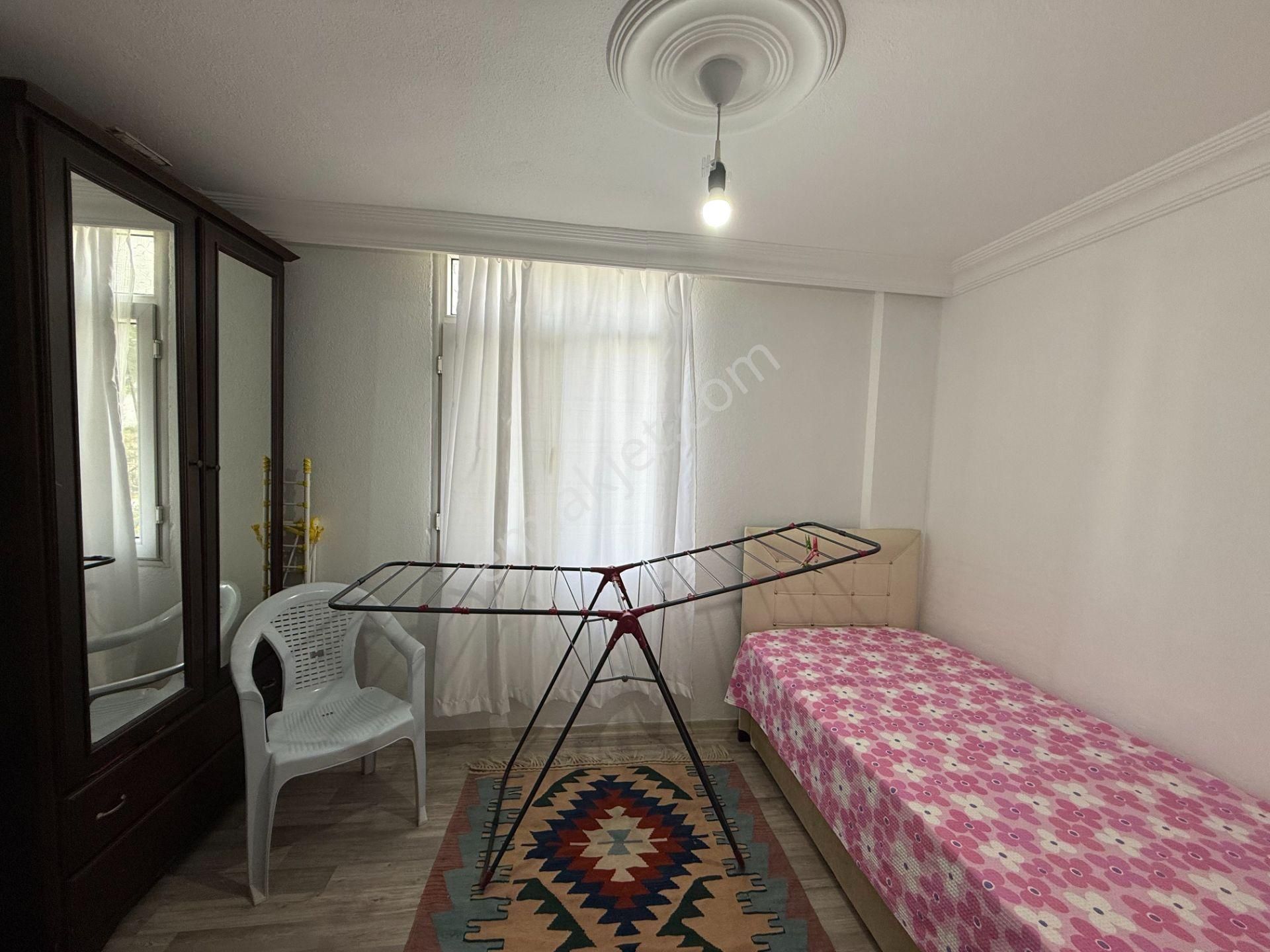 Seferihisar Akarca Atakum Sitesi’nde Bahçeden Deniz Manzaralı Satılık Villa - Görsel 15