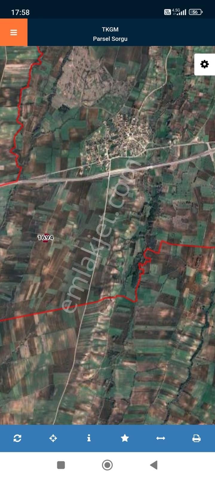 Newcıty Emlaktan Ürünlü Köy Merkezine Yakın Satılık Tarla - Görsel 3