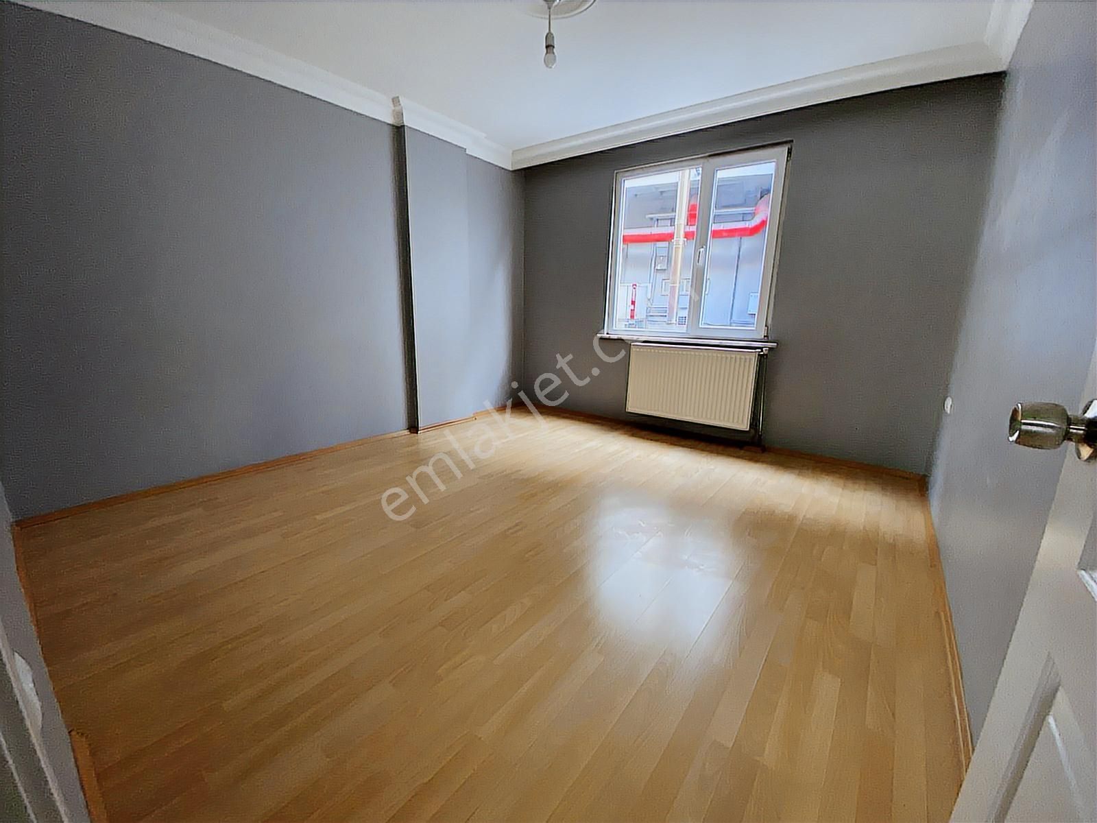 Lidya Emlak'tan Metrobüs Sokağı 2+1 90m2 Ara Kat Kiralık Daire - Görsel 2