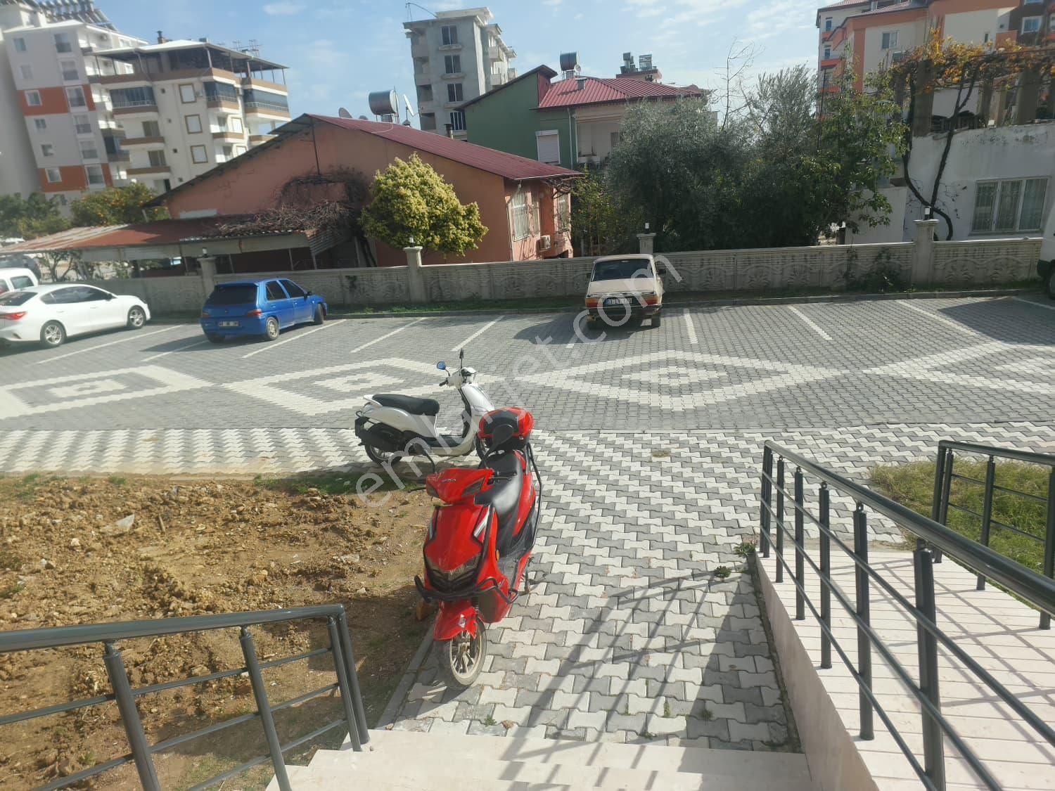 Anchor Gayrimenkul'den Akdeniz Mahallesinde Kiralık Yeni Daire