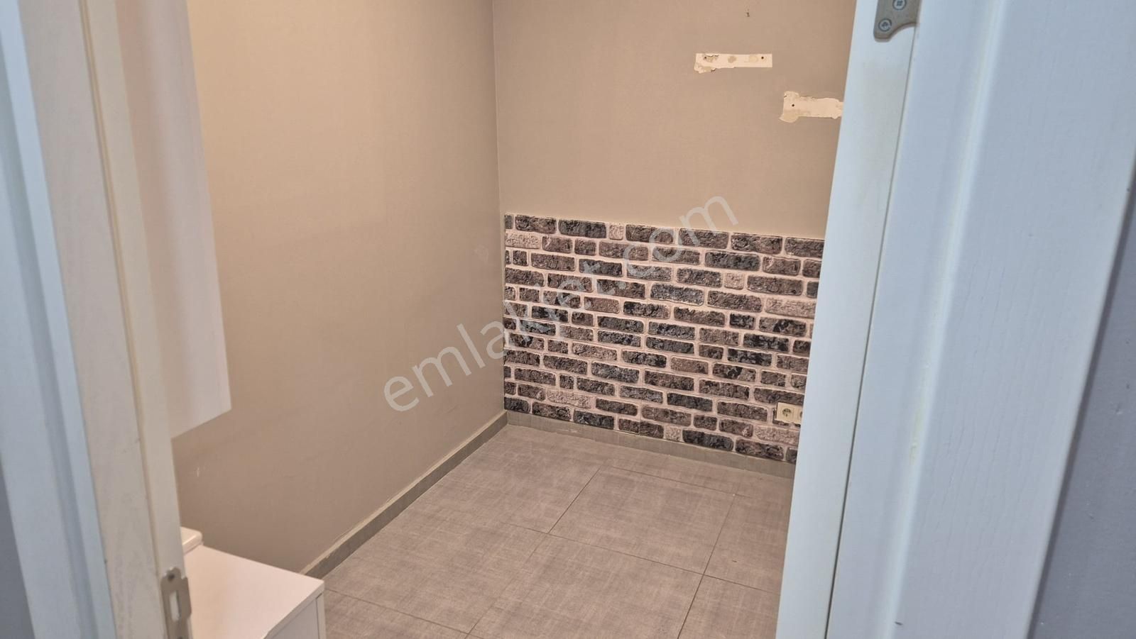 Ümraniye Alemdağ Trafiğe Kapalı Caddede 85 M² Ofis / Mağaza - Görsel 15
