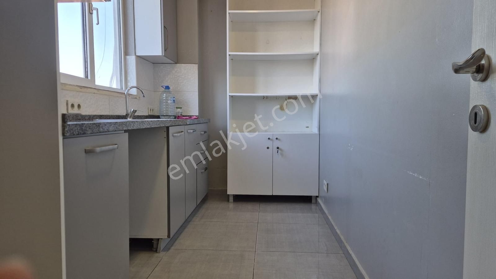 Ümraniye Alemdağ Trafiğe Kapalı Caddede 85 M² Ofis / Mağaza - Görsel 16