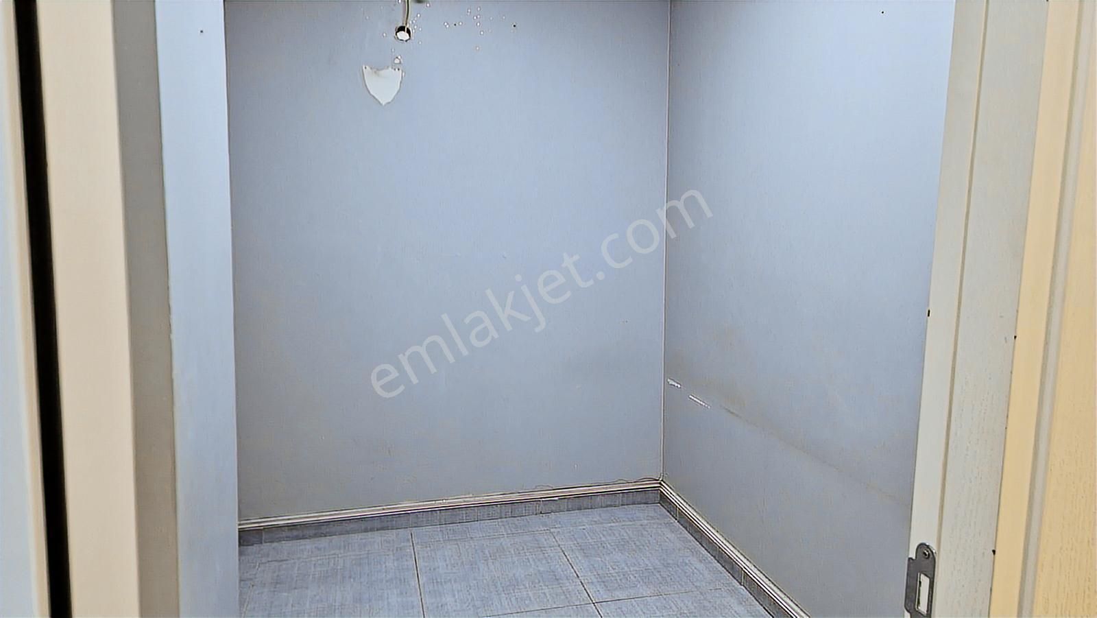 Ümraniye Alemdağ Trafiğe Kapalı Caddede 85 M² Ofis / Mağaza - Görsel 21