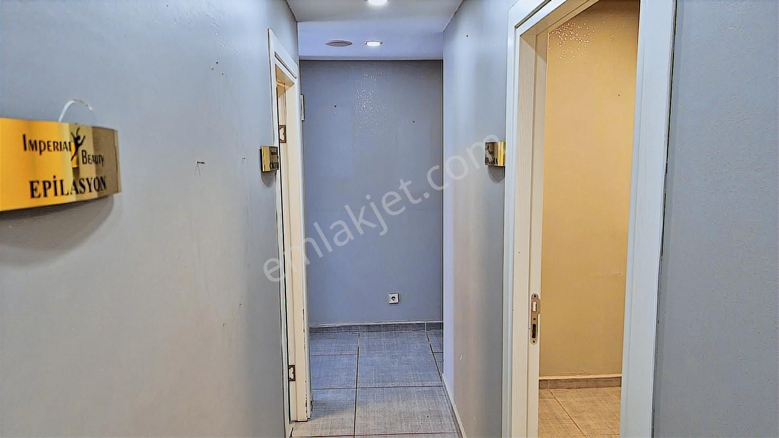 Ümraniye Alemdağ Trafiğe Kapalı Caddede 85 M² Ofis / Mağaza - Görsel 20