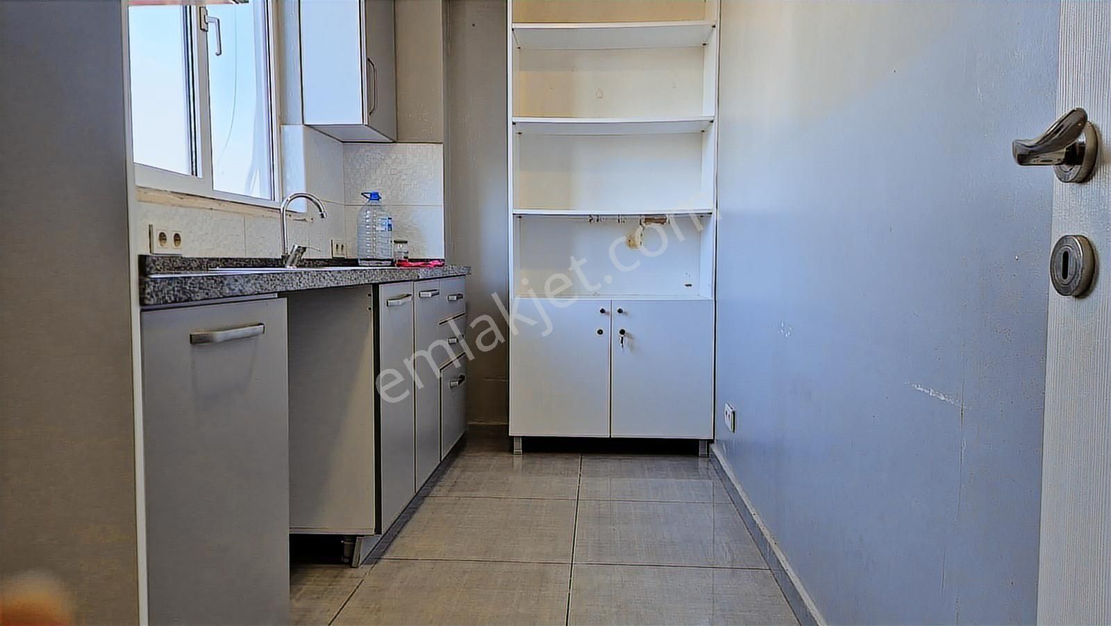 Ümraniye Alemdağ Trafiğe Kapalı Caddede 85 M² Ofis / Mağaza - Görsel 25