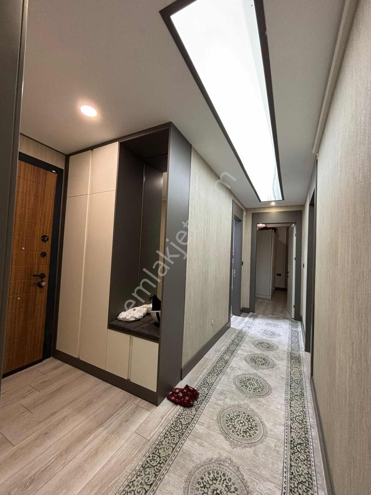 Kuşadasında Lüks Sitede Satılık 2+1 Daire - Görsel 27