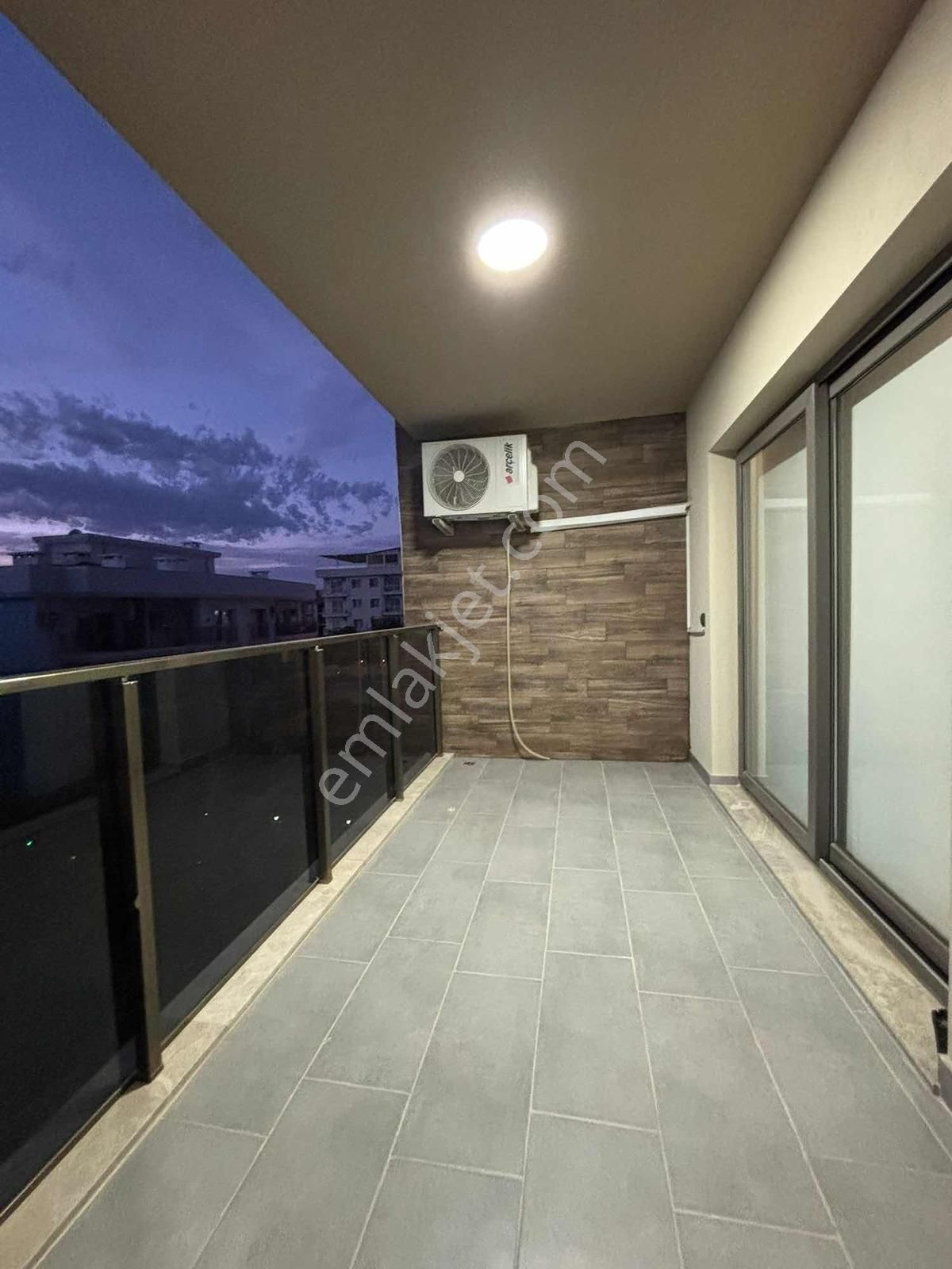 Kuşadasında Lüks Sitede Satılık 2+1 Daire - Görsel 18