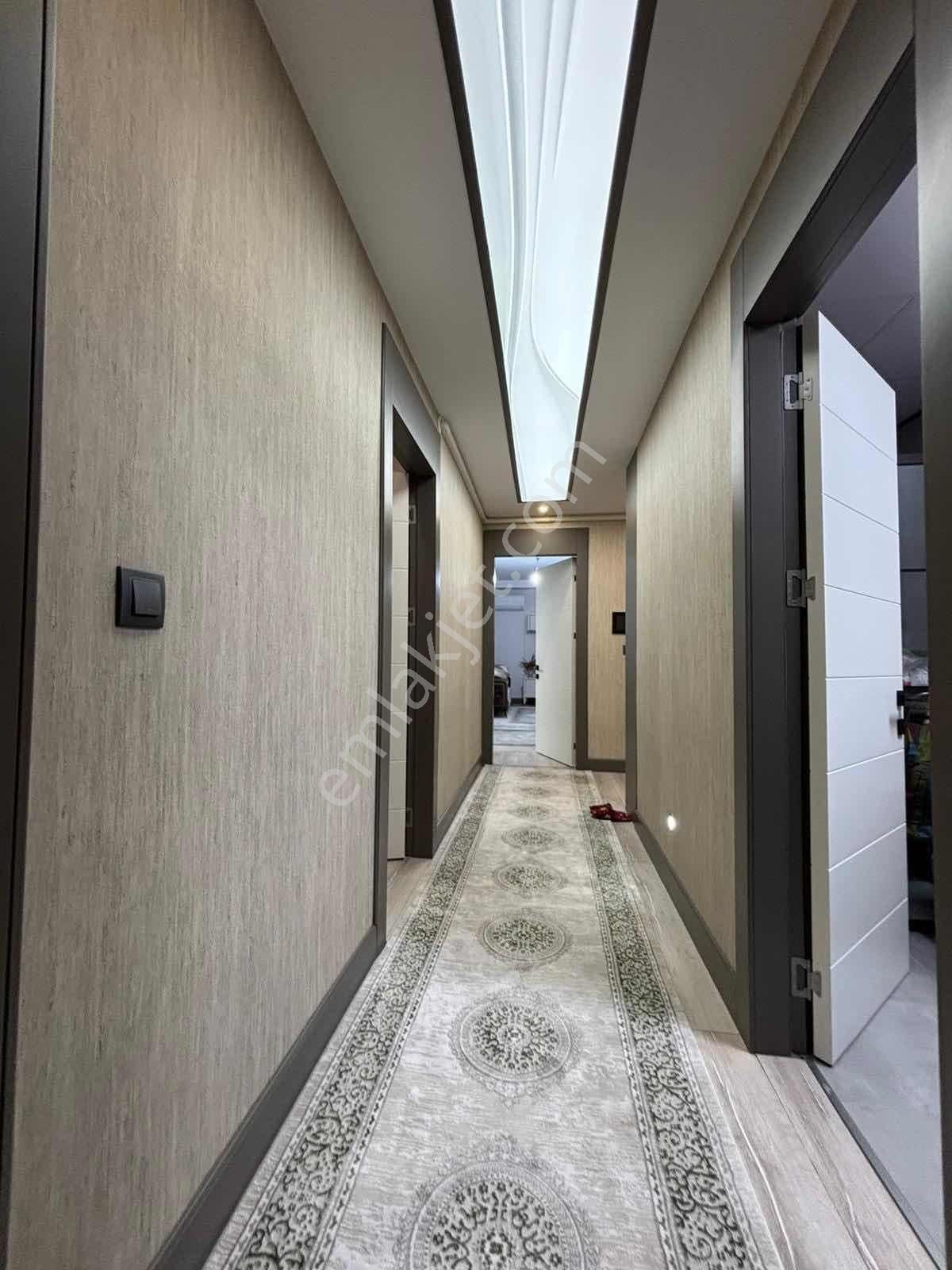 Kuşadasında Lüks Sitede Satılık 2+1 Daire - Görsel 28