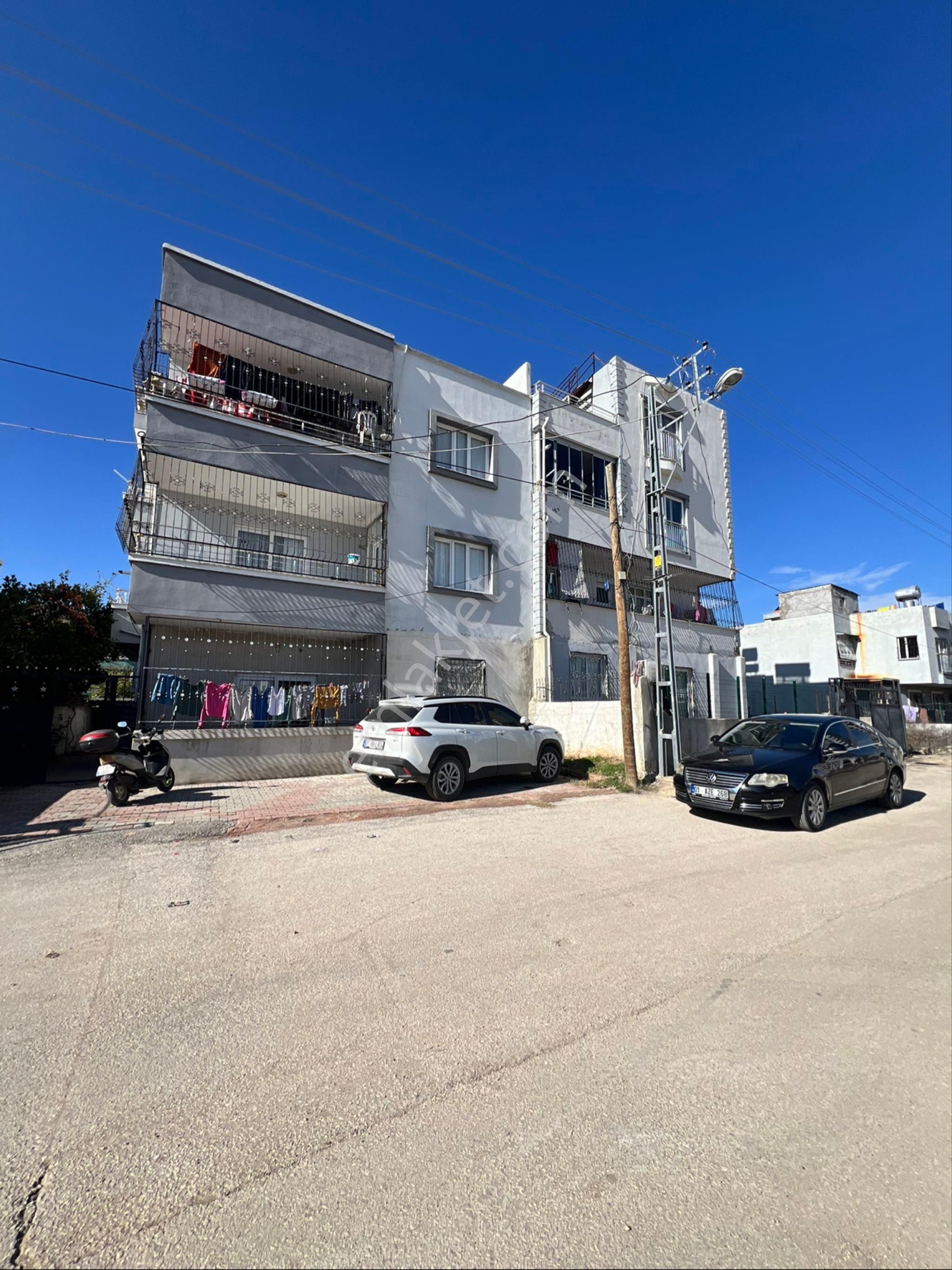 Çelebi’den Yeni Doğanda Satılık Doğalgazlı 165 M2 Daire