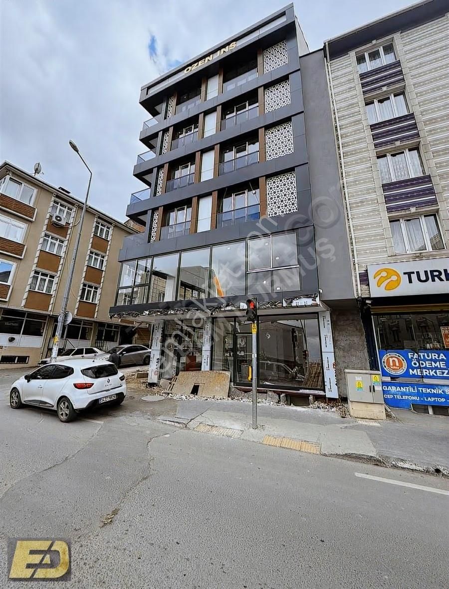 Ed Yapıdan Esenyurt Meydana 5 Dk Mesafede Sıfır Kiralık Daire - Görsel 10