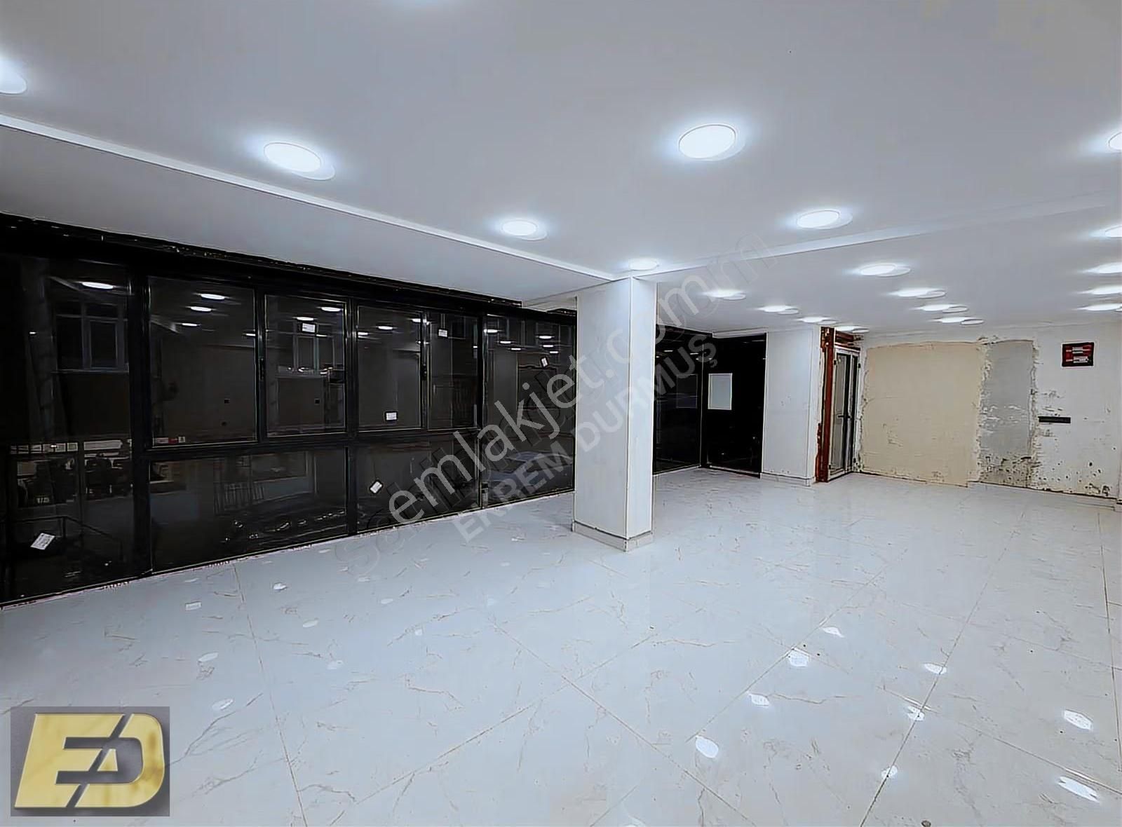 İşlek Cadde Üzerinde Vitrinli Her Sektöre Uygun Kiralık Dükkan - Görsel 4