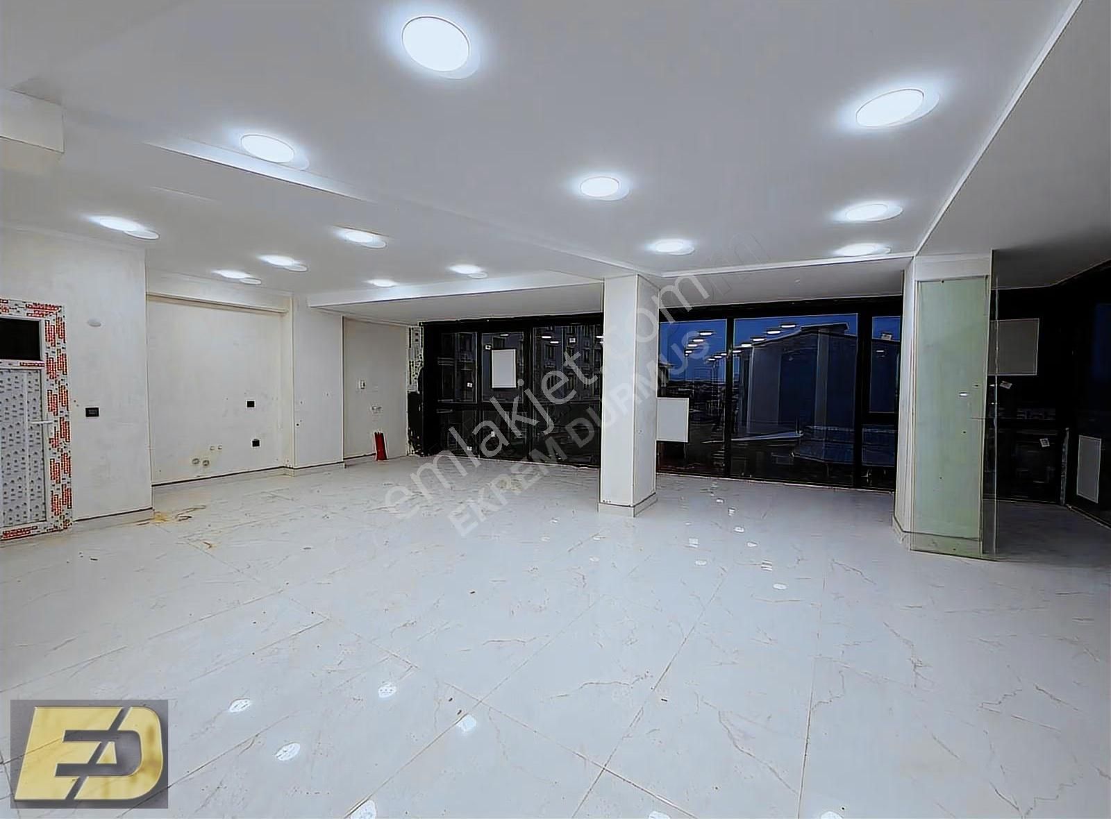 İşlek Cadde Üzerinde Vitrinli Her Sektöre Uygun Kiralık Dükkan - Görsel 22