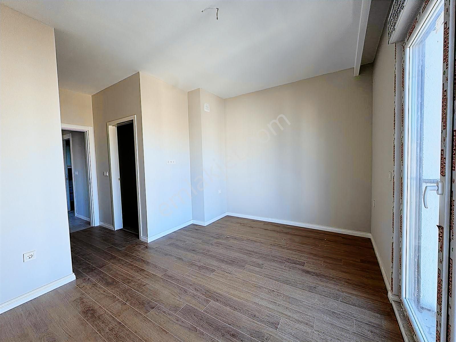 Kapanmaz Muhtesem Deniz Manzaralı 100m² Net Geniş Balkonlu 3+1 - Görsel 10