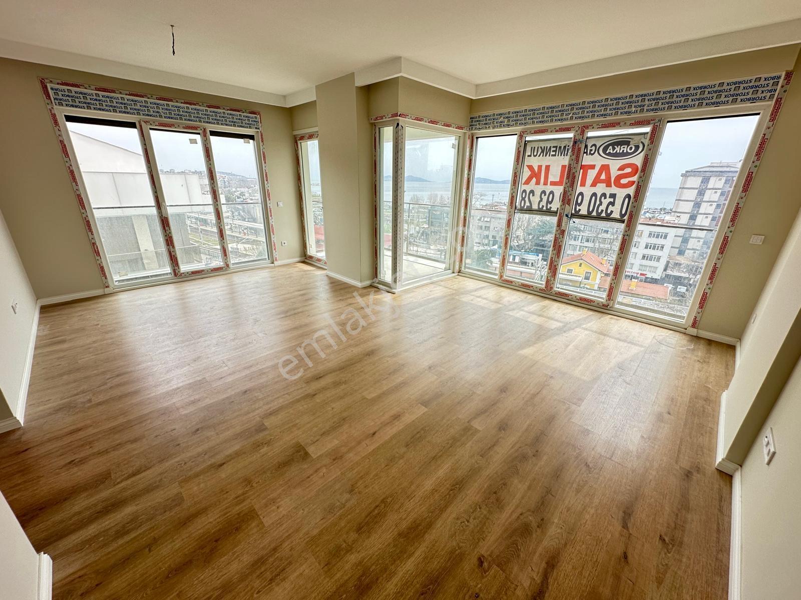 Kapanmaz Muhtesem Deniz Manzaralı 100m² Net Geniş Balkonlu 3+1 - Görsel 27
