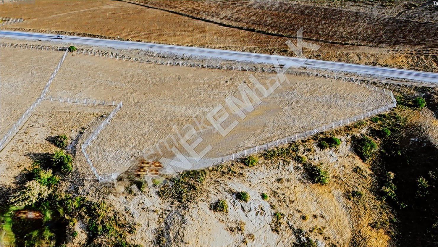 Hane Emlak'tan Şefaatli Yol Üzerinde Satılık Benzinlik Arsası - Görsel 3