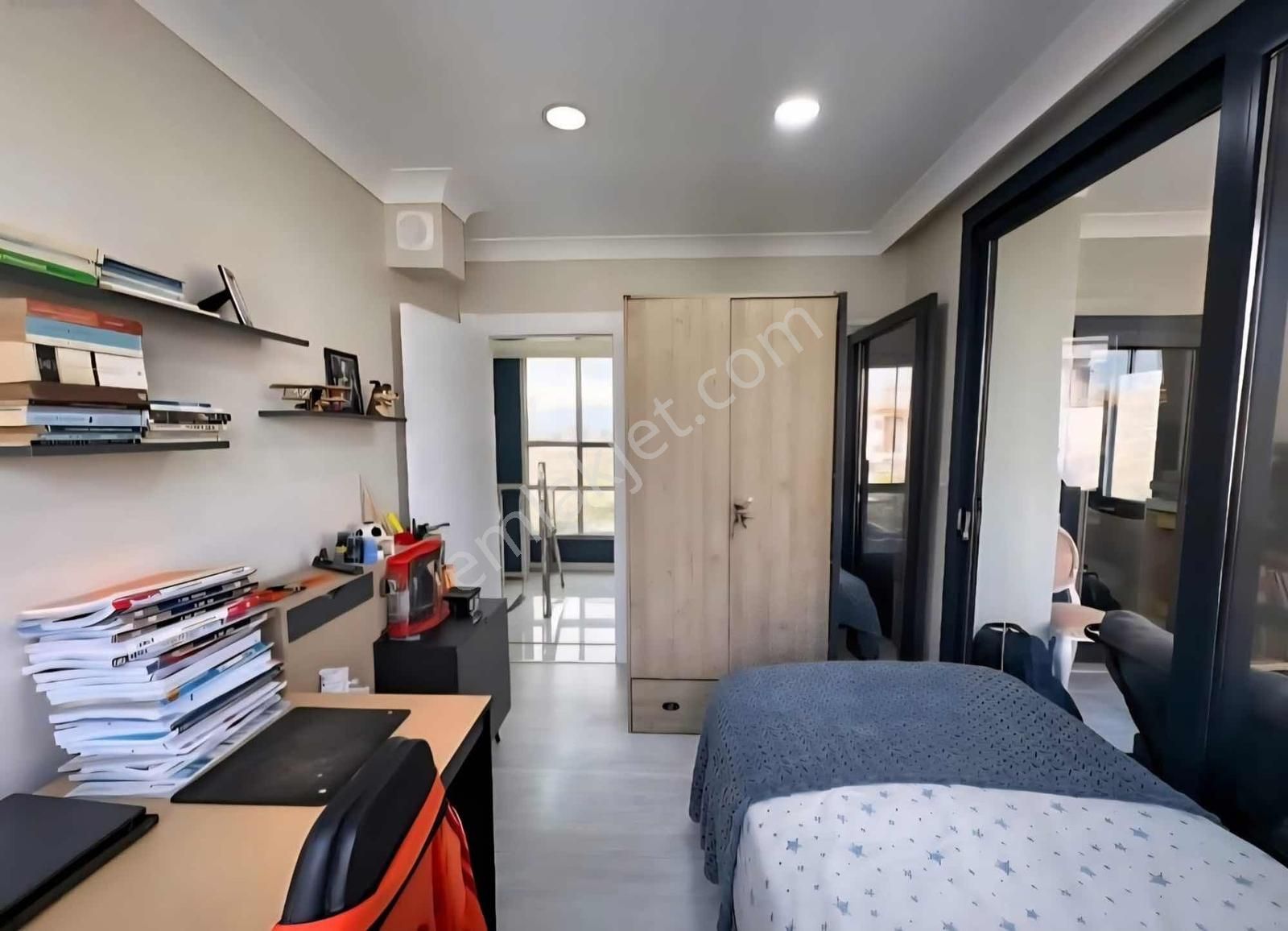 5 Yıllık Edremit Te Deniz 5 Dk Tam Müstakil Bahçeli Havuzlu 6+1 Villa - Görsel 14