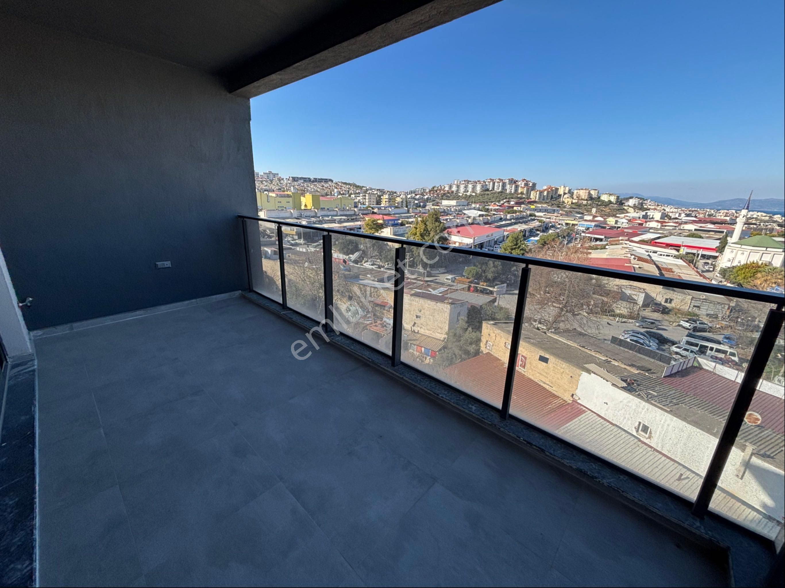 Kuşadasında 2+1 Kapalı Mutfaklı Geniş Kullanımlı Satılık Lüks Daire - Görsel 17