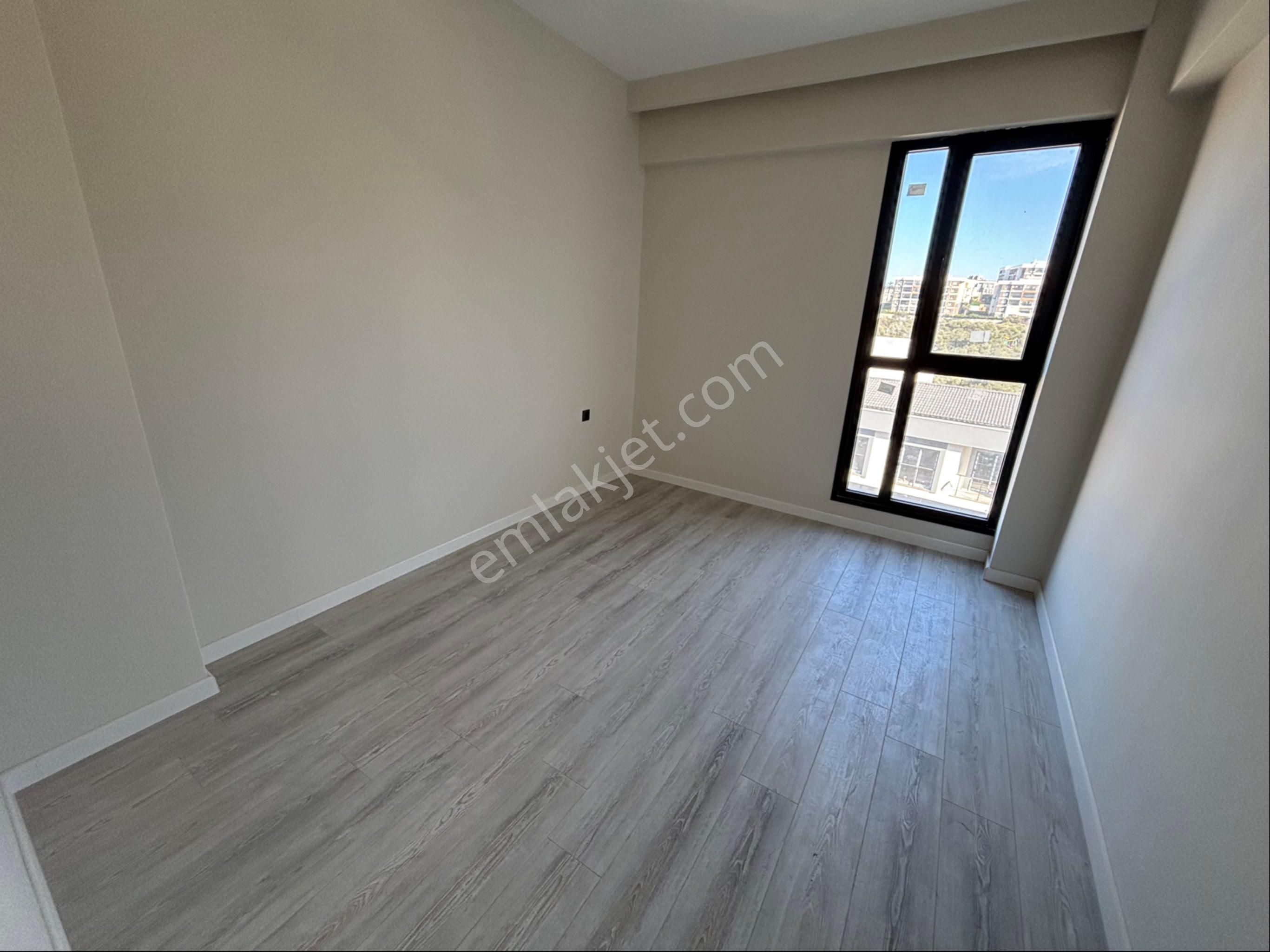 Kuşadasında 2+1 Kapalı Mutfaklı Geniş Kullanımlı Satılık Lüks Daire - Görsel 10