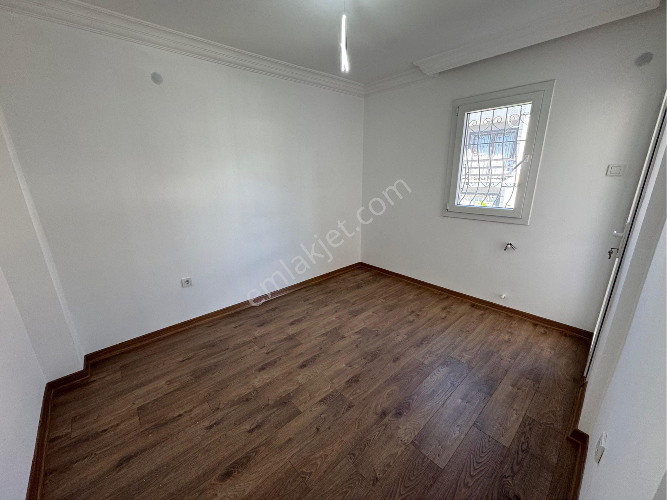 Kuşadası Kadınlar Denizinde Geniş Bahçeli Masrafsız 3+1 Satılık Fırsat Villa - Görsel 23